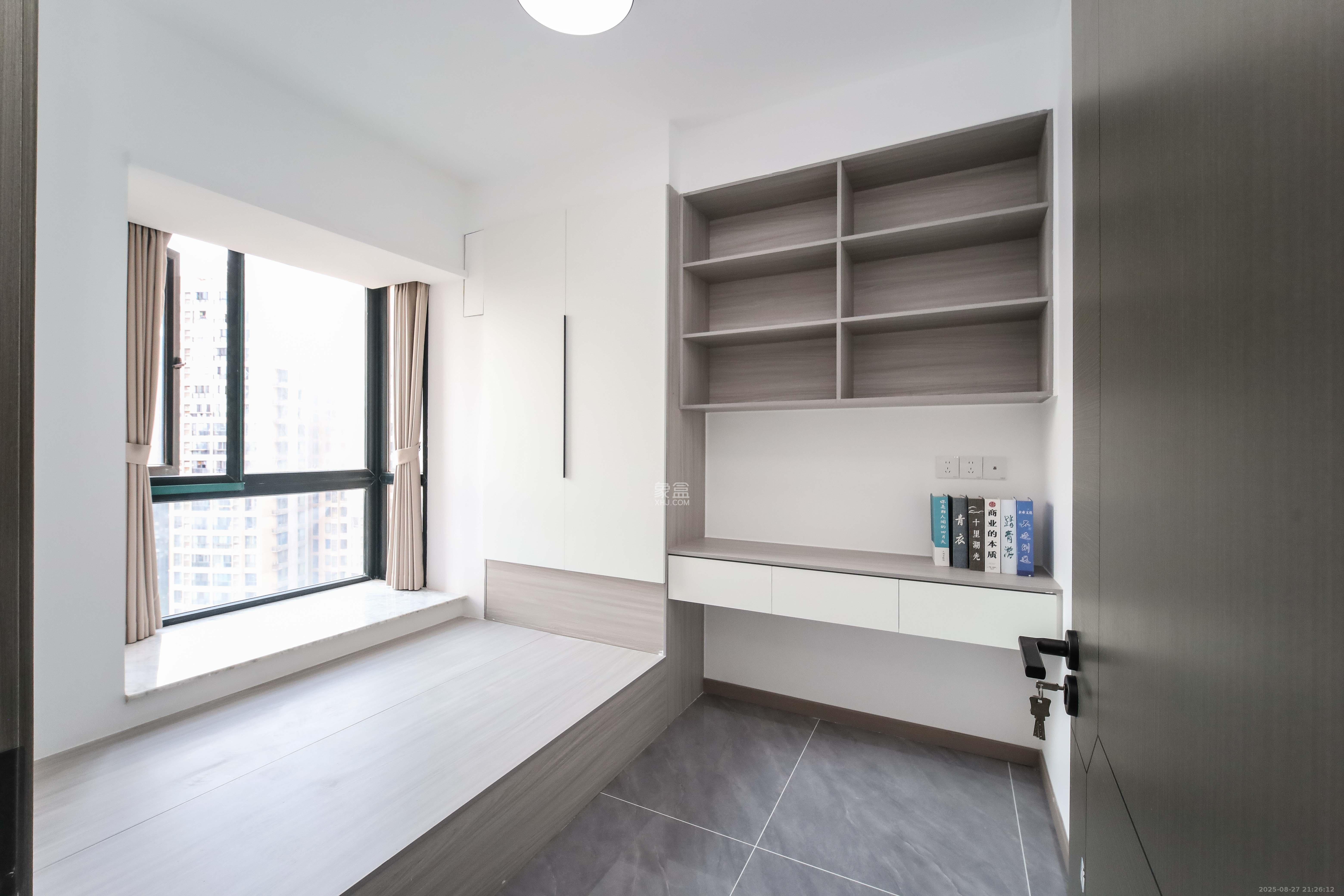 先锋东外滩  3室2厅2卫    99.0万 先锋东外滩  3室2厅2卫    99.0万卧室