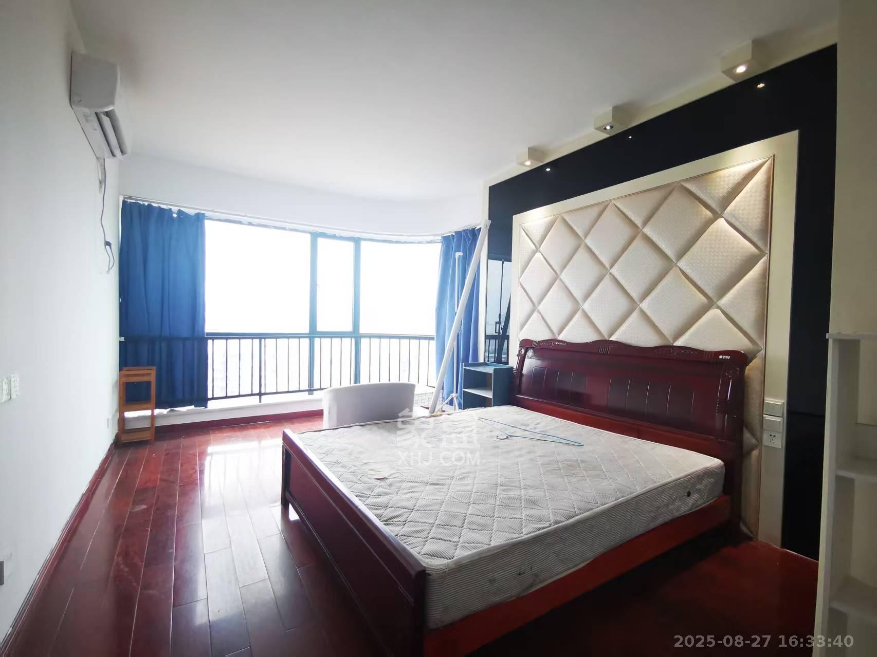 融圣国际  3室1厅2卫    3400.0元/月 融圣国际  3室1厅2卫    3400.0元/月室内图