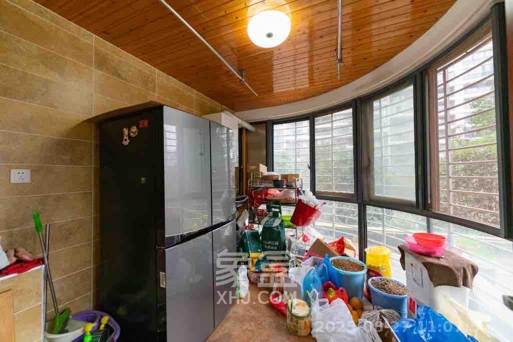 鑫源公寓  4室2厅1卫   5500.00元/月室内图