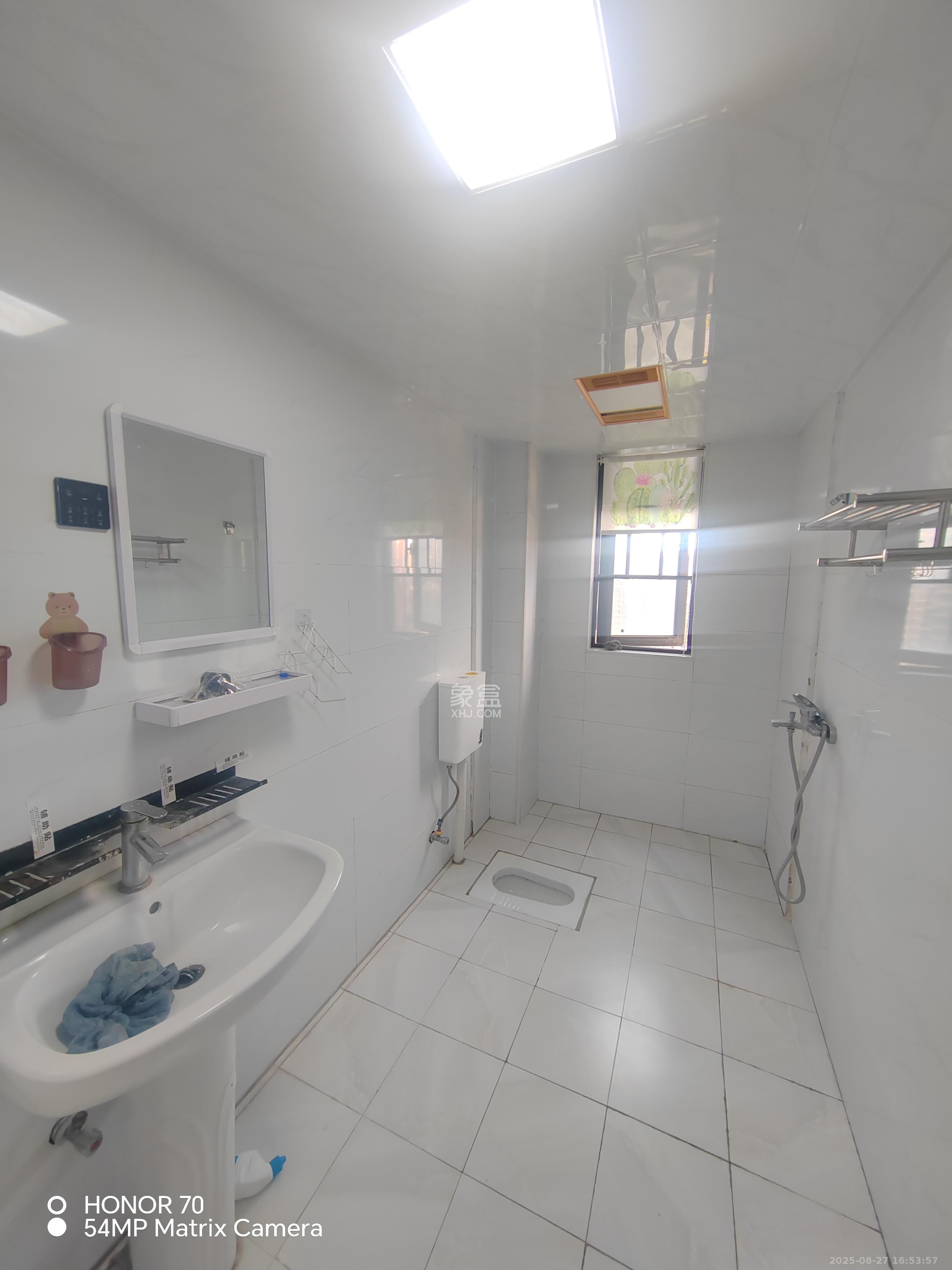 中国铁建梅溪青秀三期 4室2厅2卫 3200.0元/月 中国铁建梅溪青秀三期 4室2厅2卫 3200.0元/月室内图