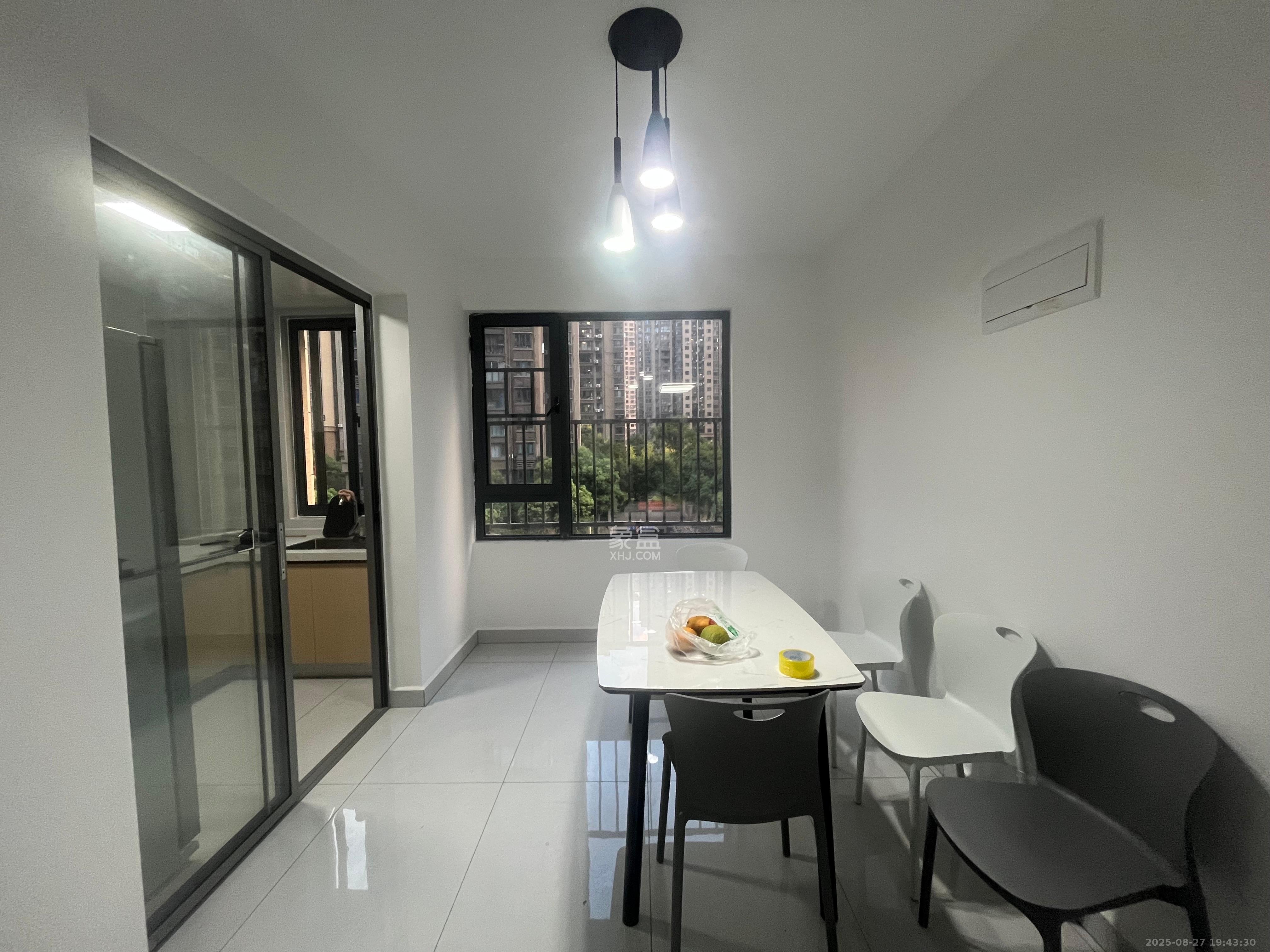 明发阅江悦府  4室2厅2卫    2600.0元/月室内图