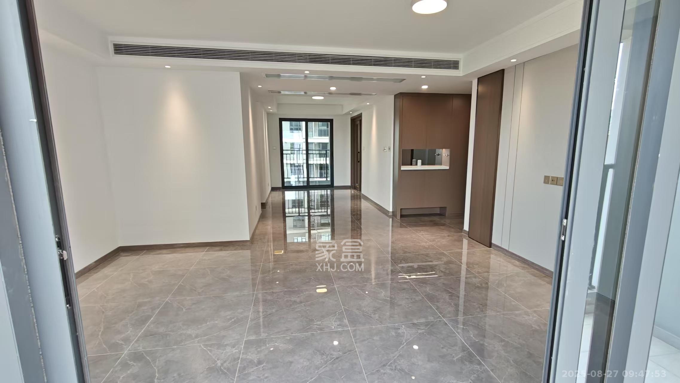 江悦和鸣  4室2厅2卫    3800.0元/月室内图