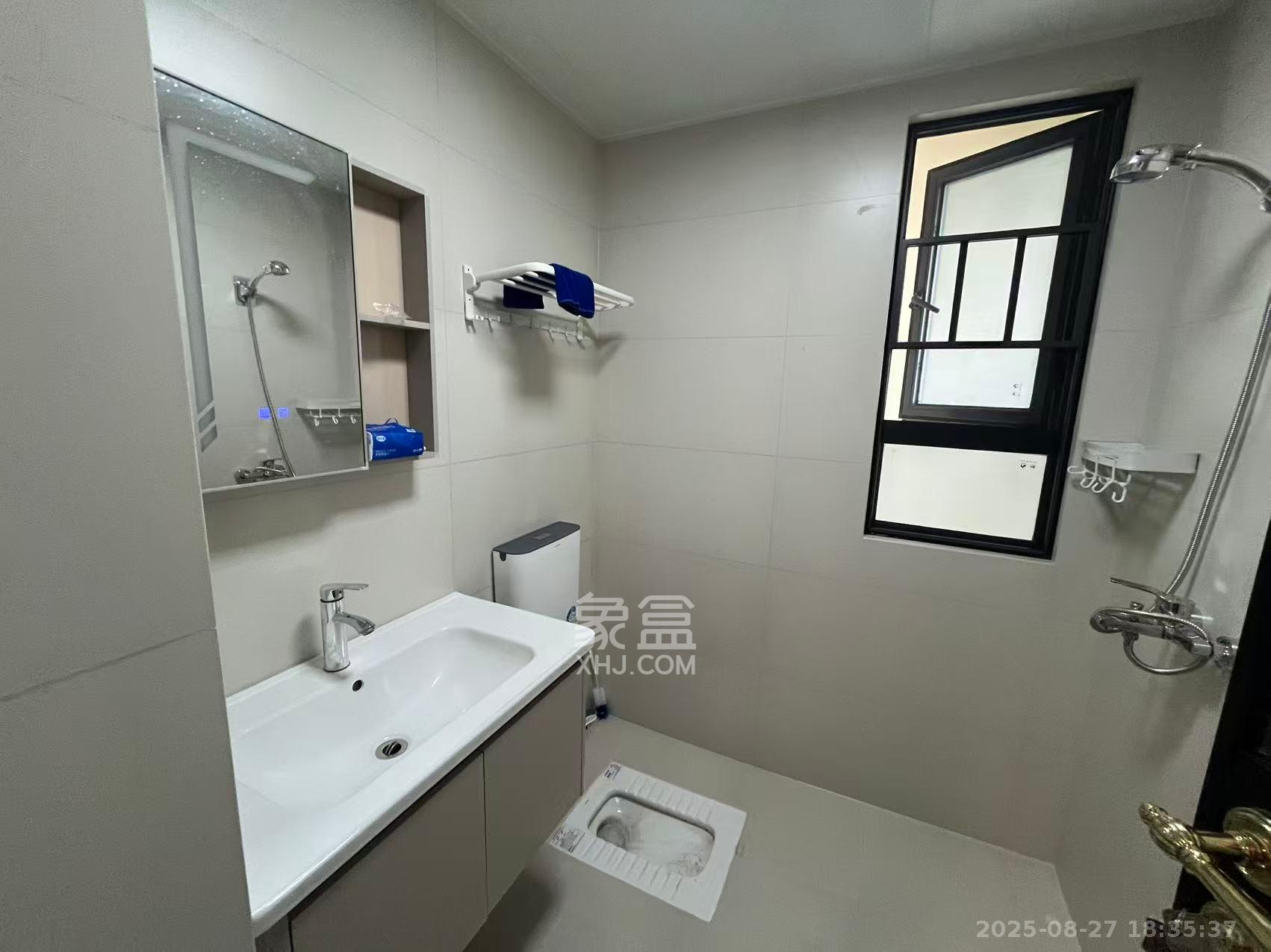 佳兆业城市广场 4室2厅2卫 2800.0元/月 佳兆业城市广场 4室2厅2卫 2800.0元/月室内图