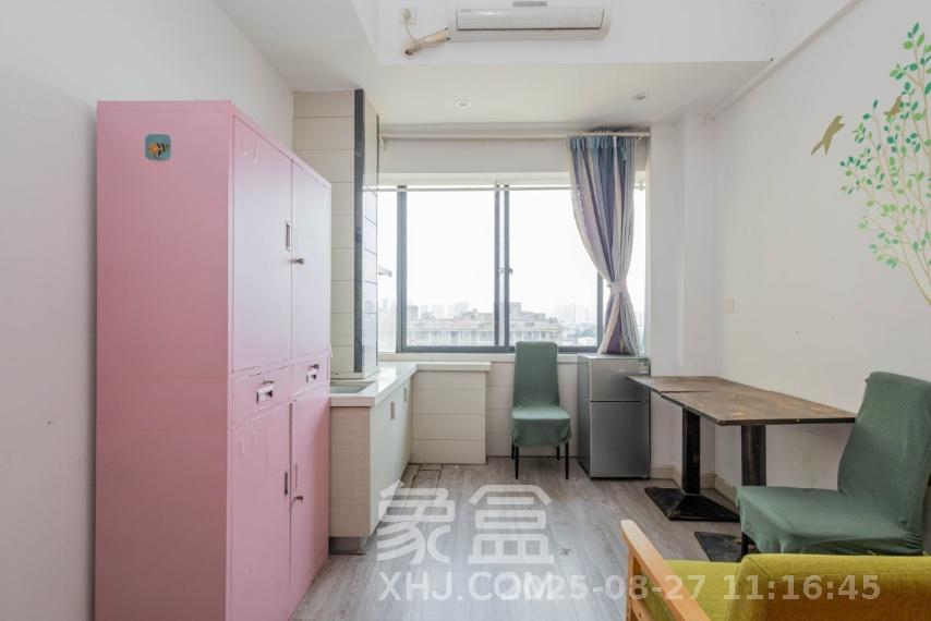 佐佑大厦 1室1厅1卫 800.0元/月 佐佑大厦 1室1厅1卫 800.0元/月室内图