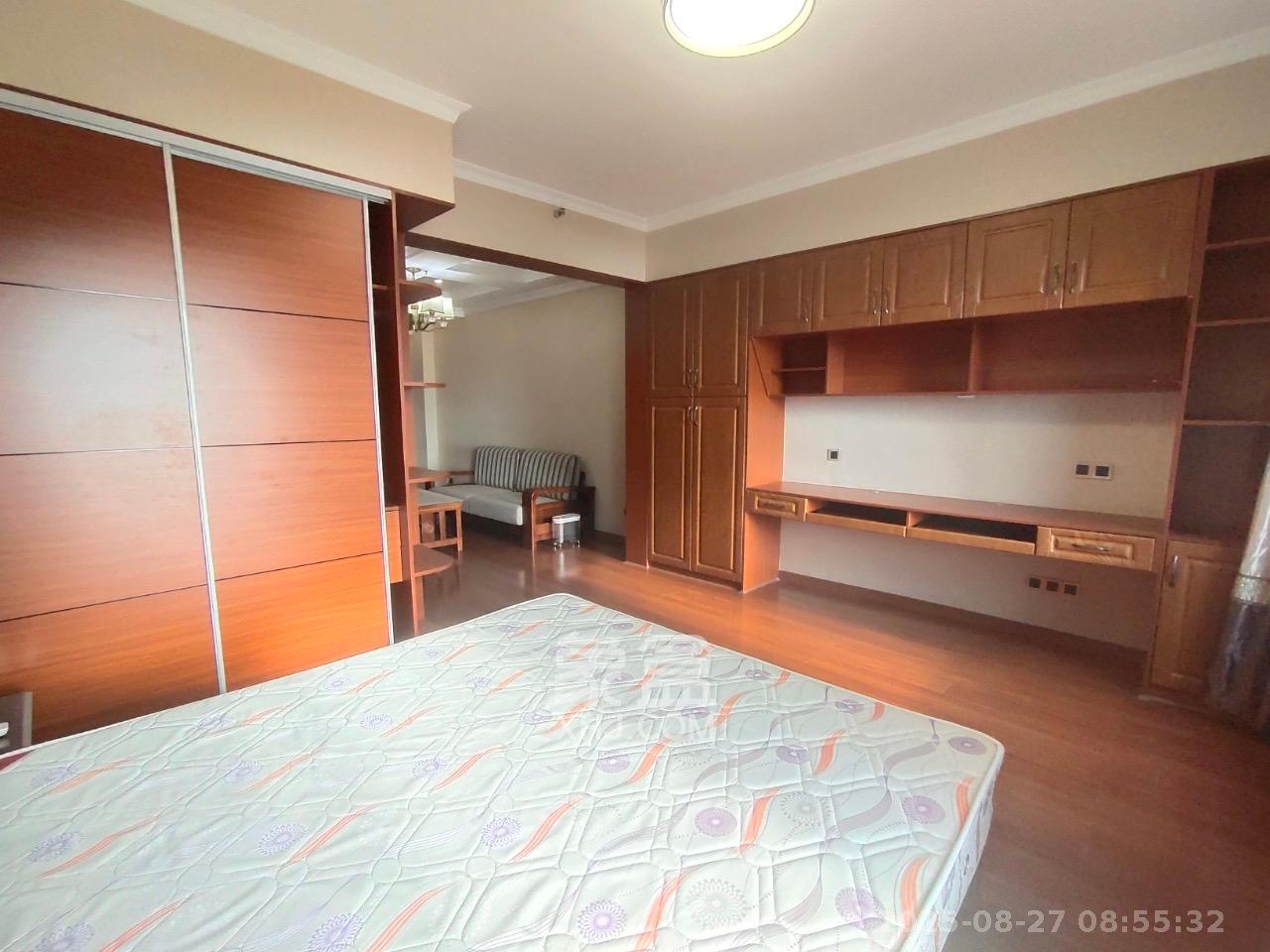 东怡外国（南湖一号)  1室1厅1卫    2300.0元/月室内图