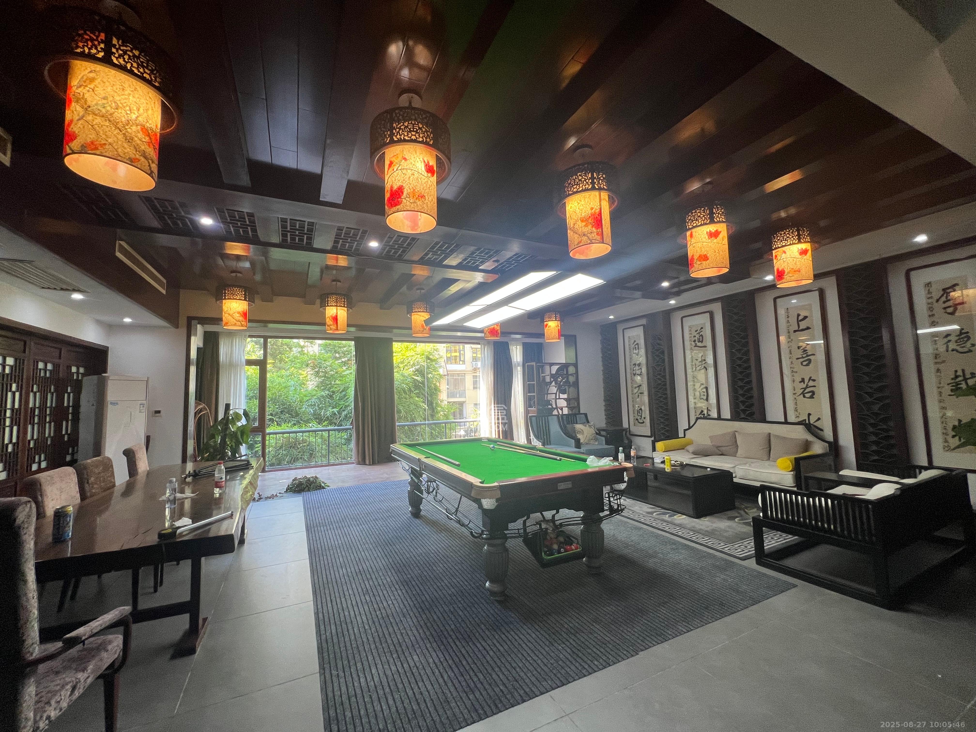 金色比华利 5室2厅2卫 9000.0元/月 金色比华利 5室2厅2卫 9000.0元/月室内图