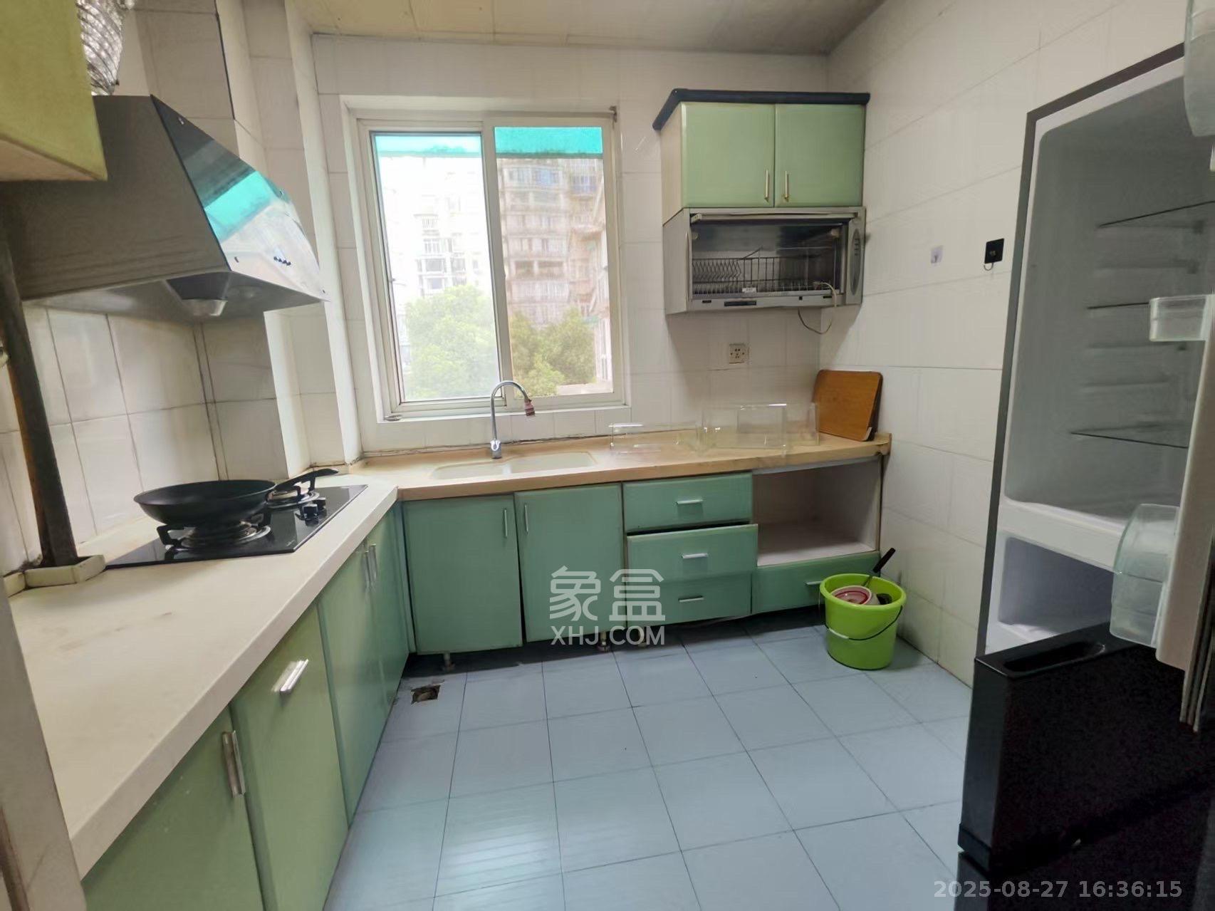 长鑫美树园  3室2厅2卫    2200.0元/月室内图