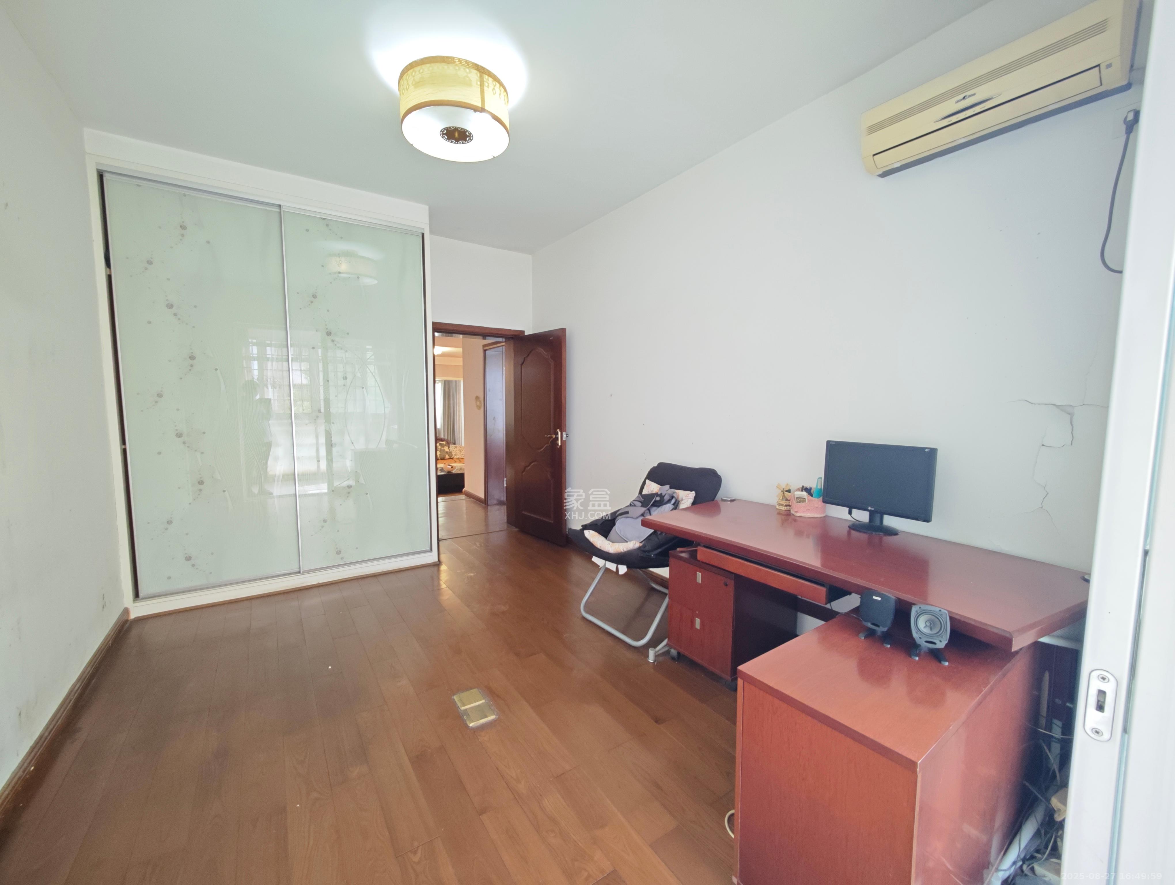 金侨中央花园 3室2厅2卫 1600.0元/月 金侨中央花园 3室2厅2卫 1600.0元/月室内图