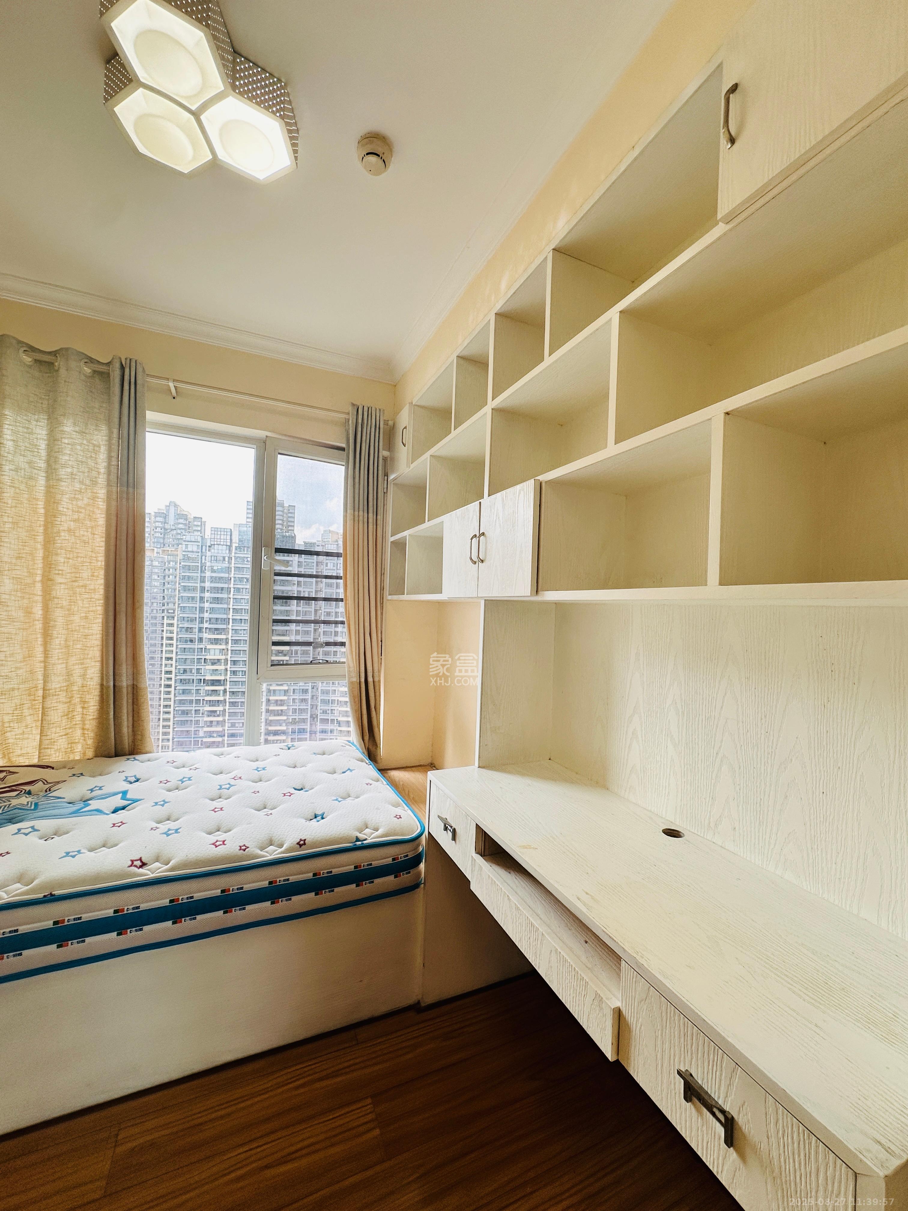 北辰三角洲E3区  4室2厅2卫    4200.0元/月室内图