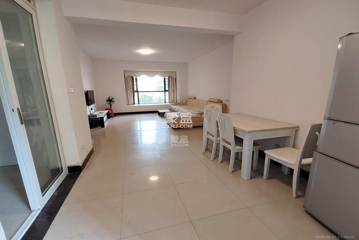 水岸世景 5室2厅2卫 2100.0元/月 水岸世景 5室2厅2卫 2100.0元/月室内图