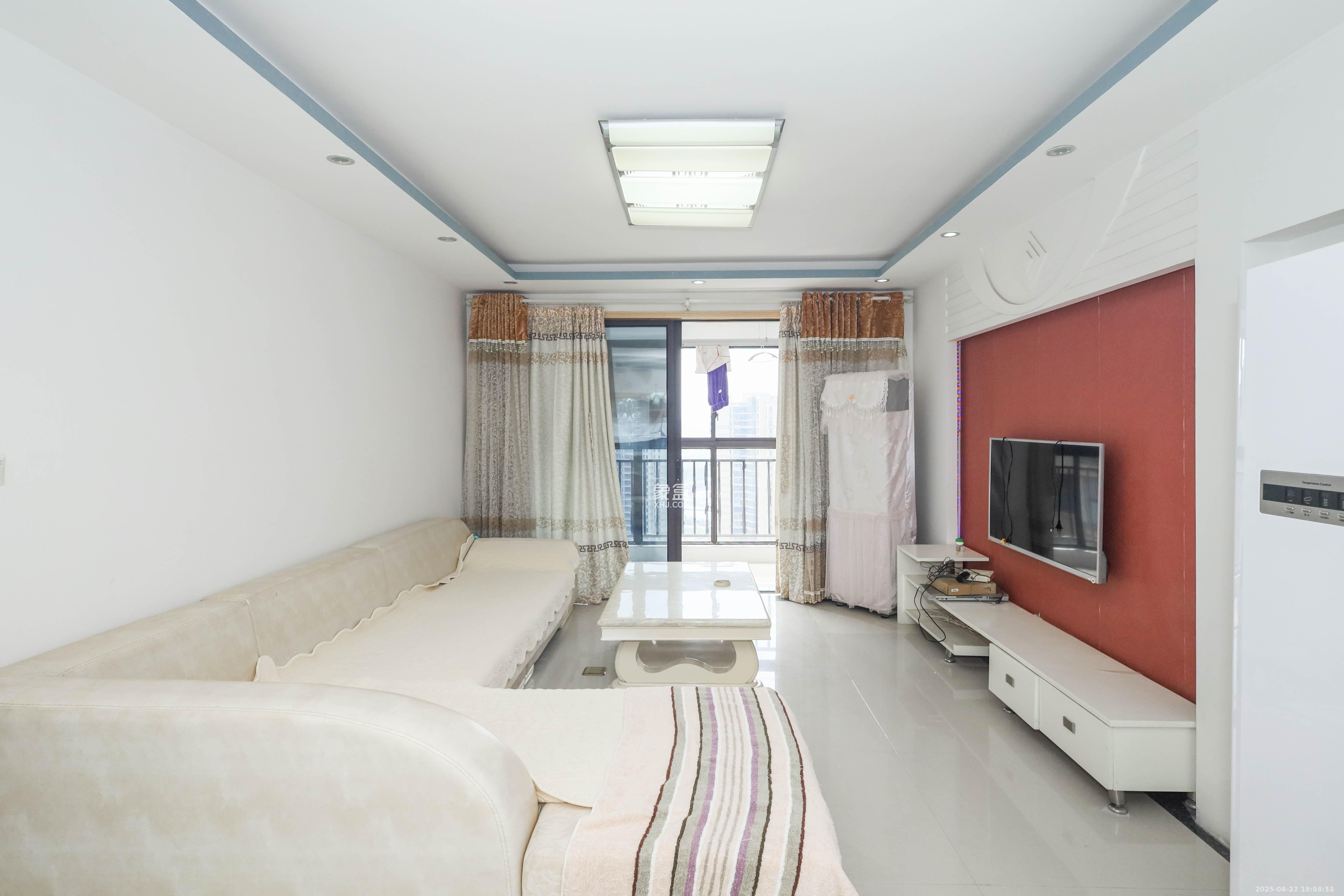 保利麓谷林语E区 1室2厅2卫 2500.0元/月 保利麓谷林语E区 1室2厅2卫 2500.0元/月室内图