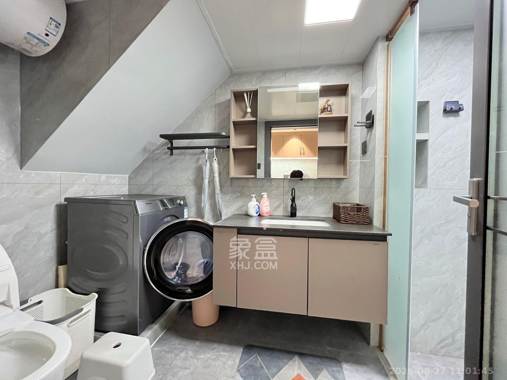 建发央玺(建发泱玺雅苑) 2室1厅1卫 3200.0元/月 建发央玺(建发泱玺雅苑) 2室1厅1卫 3200.0元/月室内图