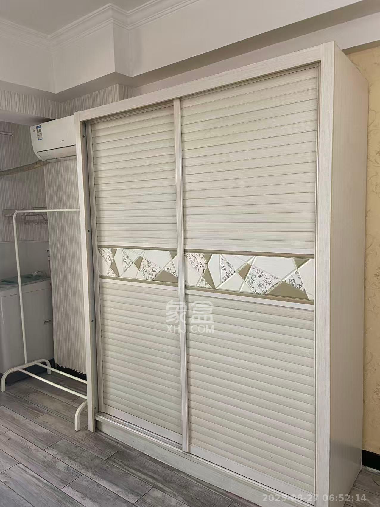 步行街大厦 1室1厅1卫 1300.0元/月 步行街大厦 1室1厅1卫 1300.0元/月室内图