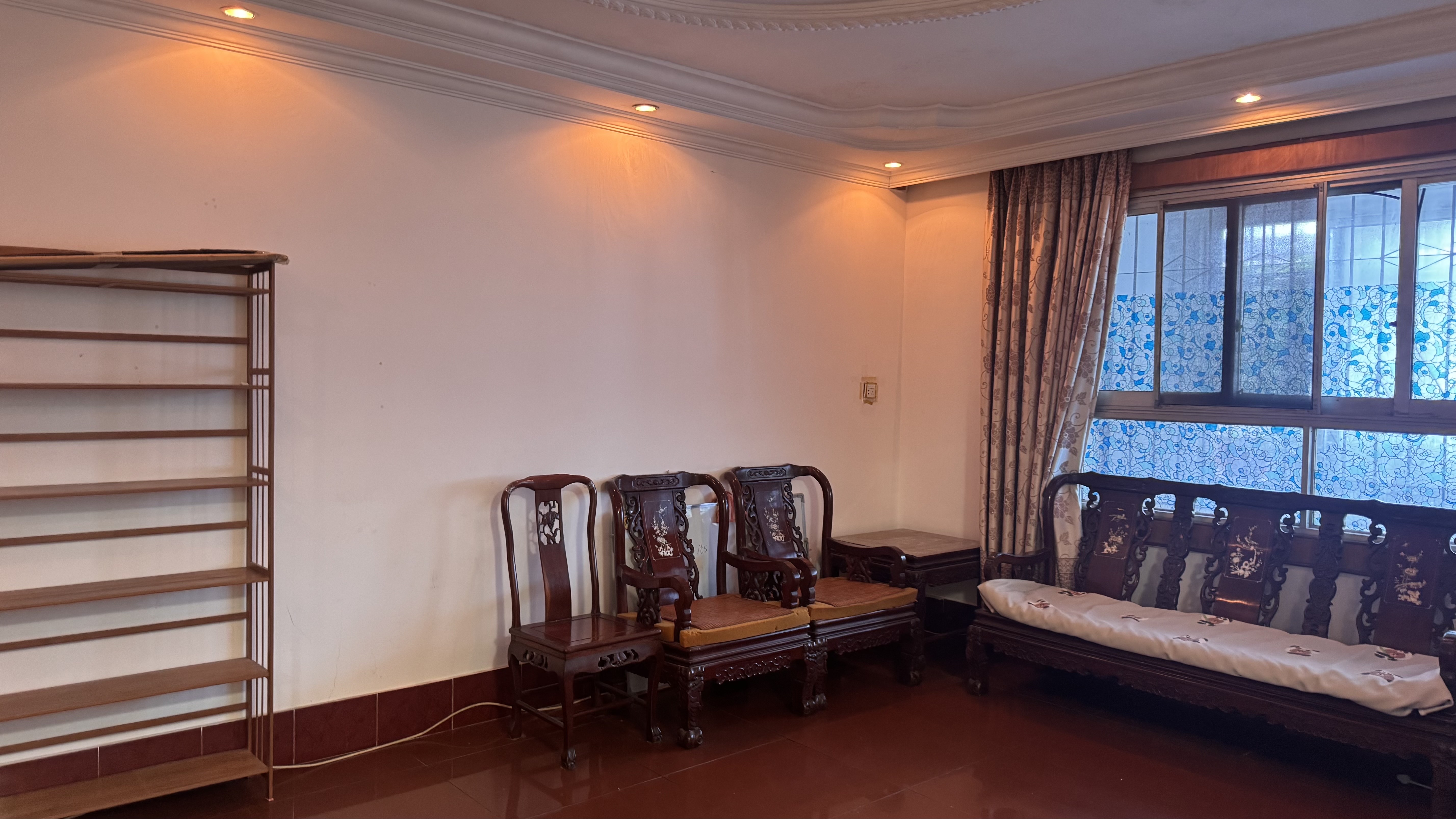 书院路散盘  2室1厅1卫    1680.0元/月 书院路散盘  2室1厅1卫    1680.0元/月户型图