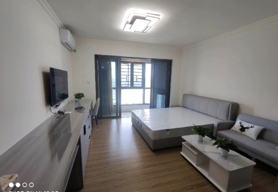 华耀碧桂园十里江湾誉峯 1室0厅2卫 1300.0元/月 华耀碧桂园十里江湾誉峯 1室0厅2卫 1300.0元/月室内图