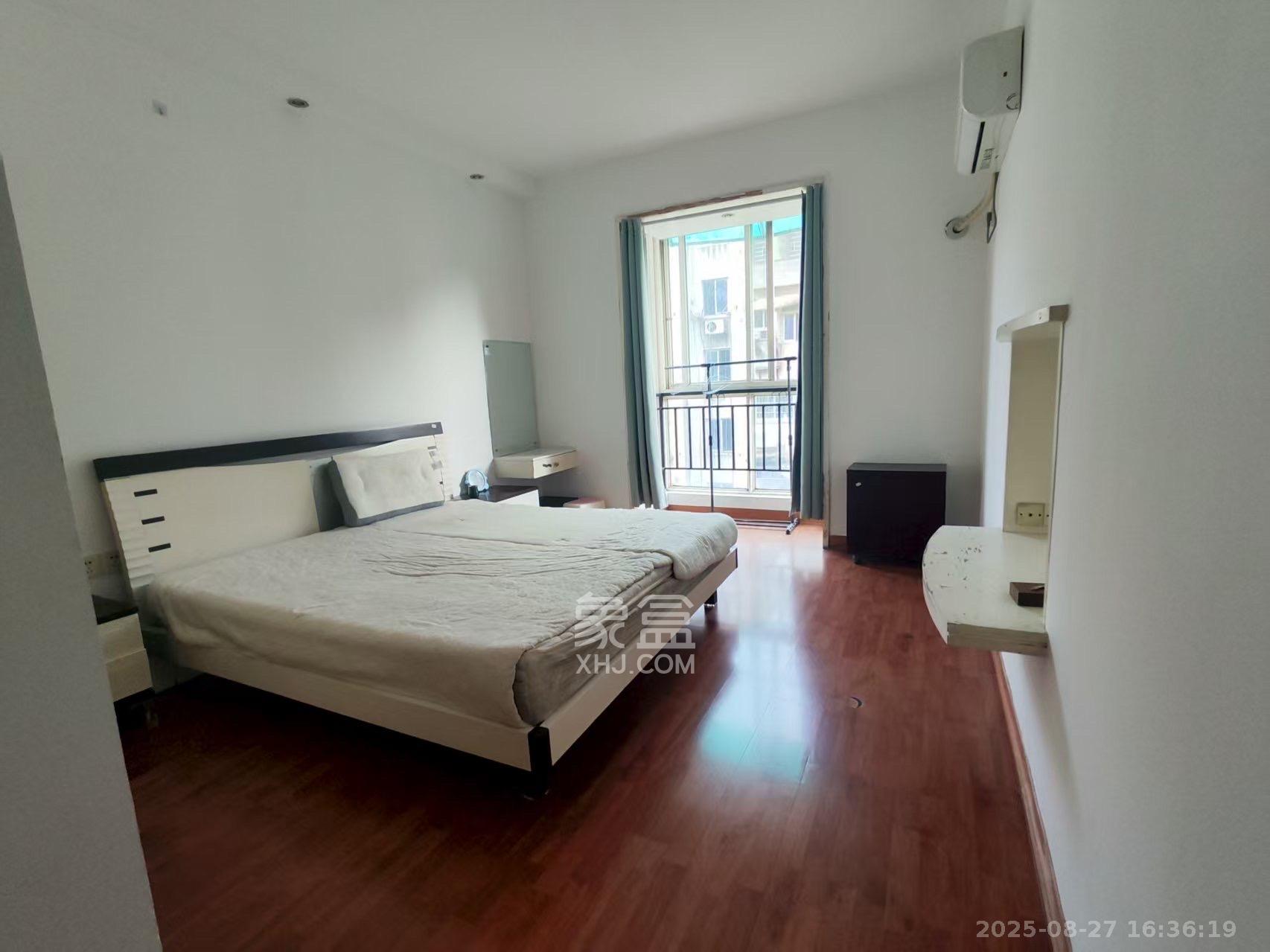 长鑫美树园  3室2厅2卫    2200.0元/月室内图