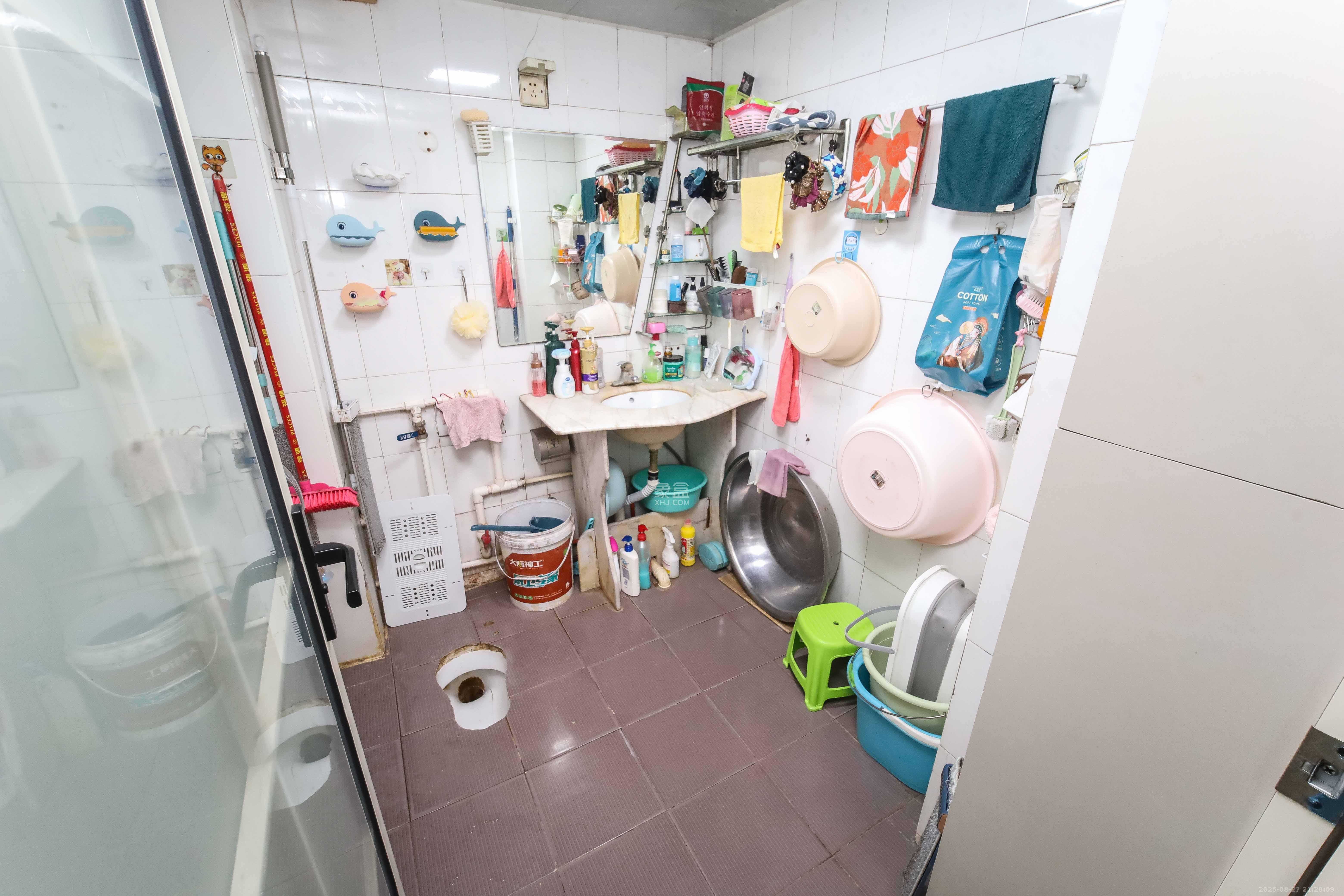 马王堆陶瓷建材新城  3室2厅2卫    68.0万 马王堆陶瓷建材新城  3室2厅2卫    68.0万卫生间