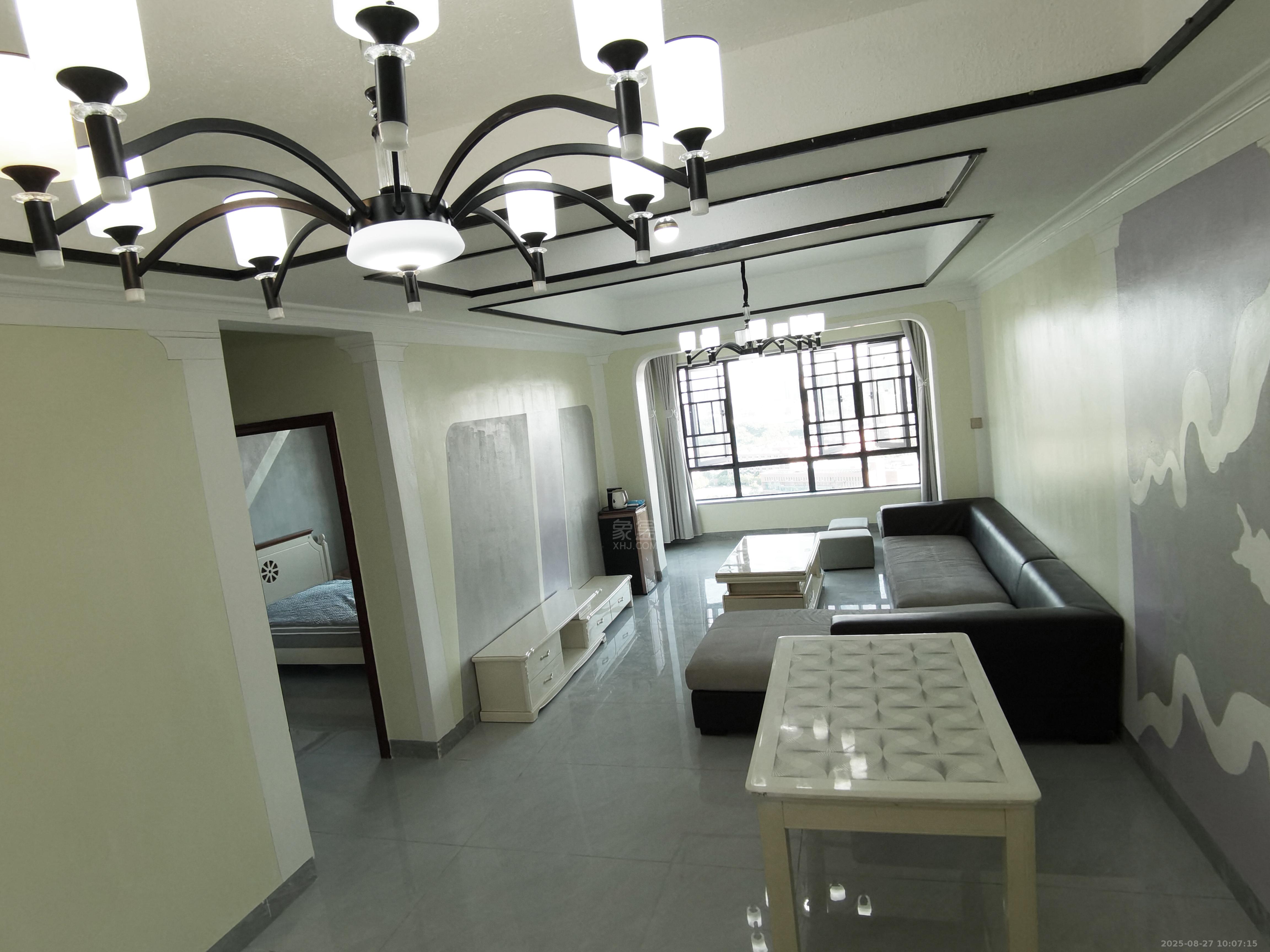 华晨藏龙湾 3室2厅2卫 1800.0元/月 华晨藏龙湾 3室2厅2卫 1800.0元/月户型图