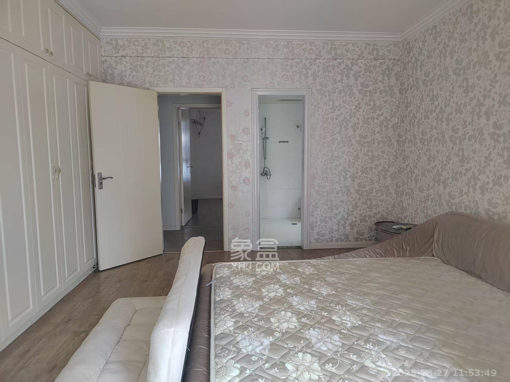 标志浪漫满屋(枫景公寓) 3室2厅2卫 2500.0元/月 标志浪漫满屋(枫景公寓) 3室2厅2卫 2500.0元/月室内图