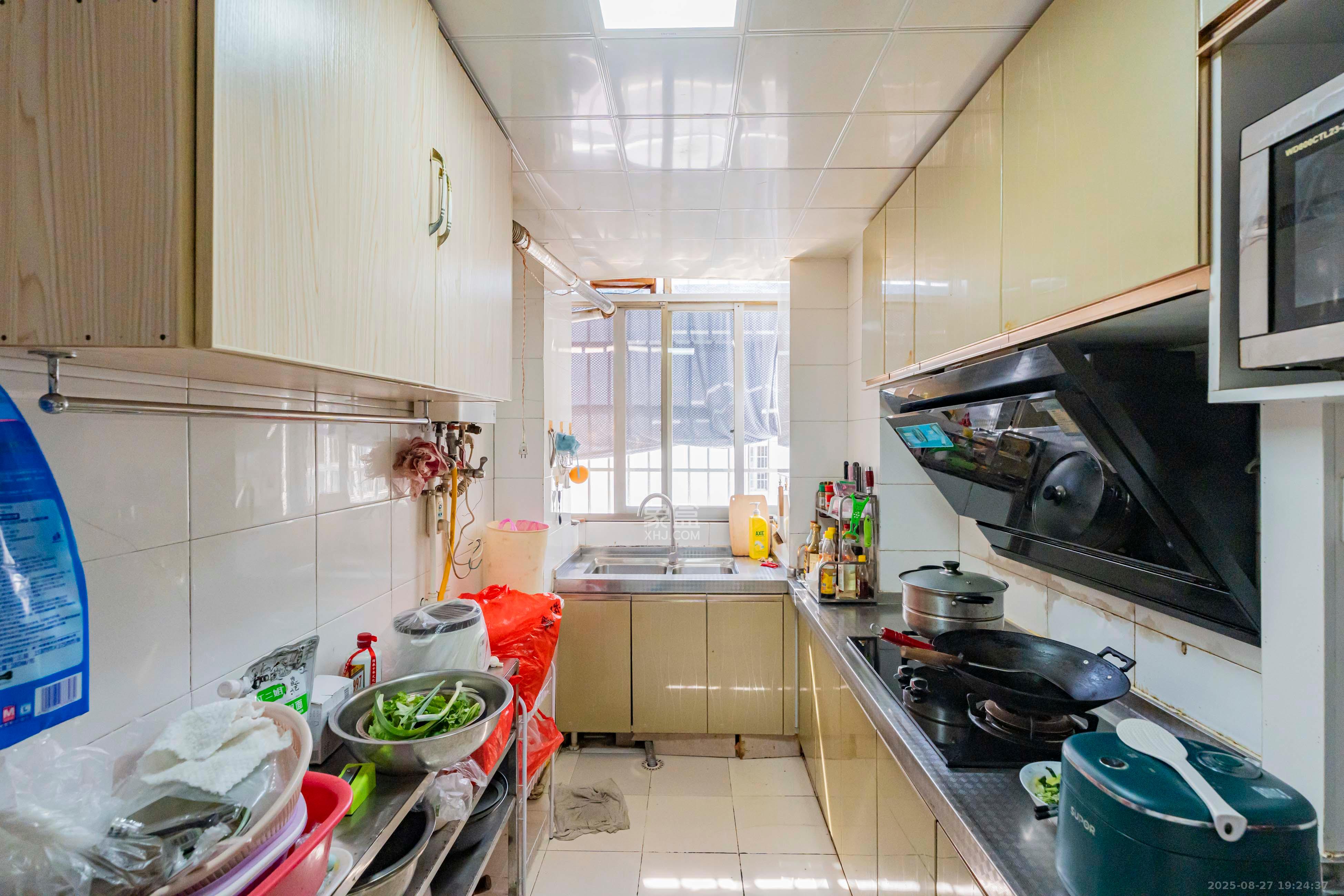 金帆小区 2室2厅1卫 50.0万 金帆小区 2室2厅1卫 50.0万厨房