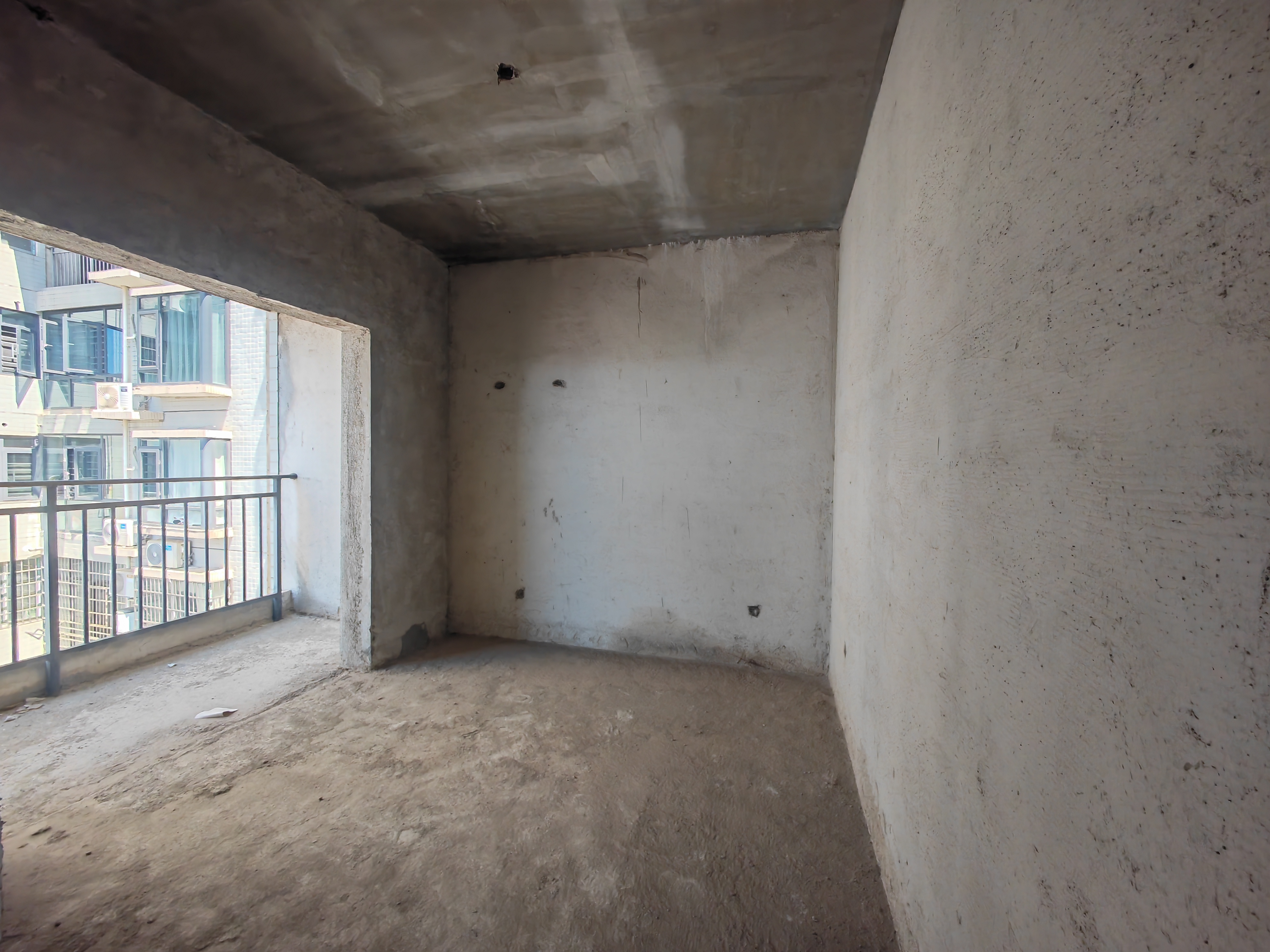 树鑫城市花园 2室2厅1卫 36.80万 树鑫城市花园 2室2厅1卫 36.80万客厅