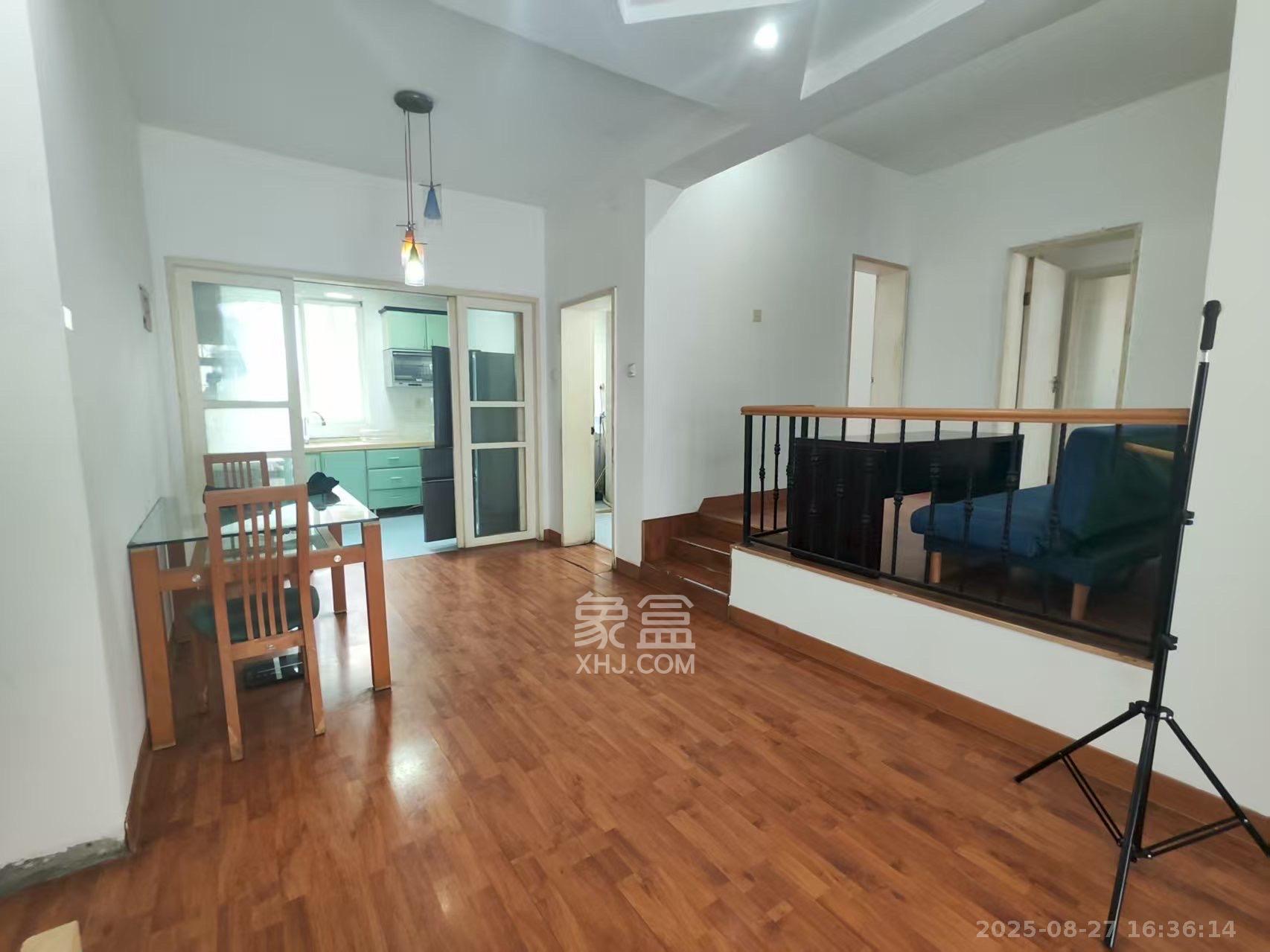 长鑫美树园  3室2厅2卫    2200.0元/月室内图