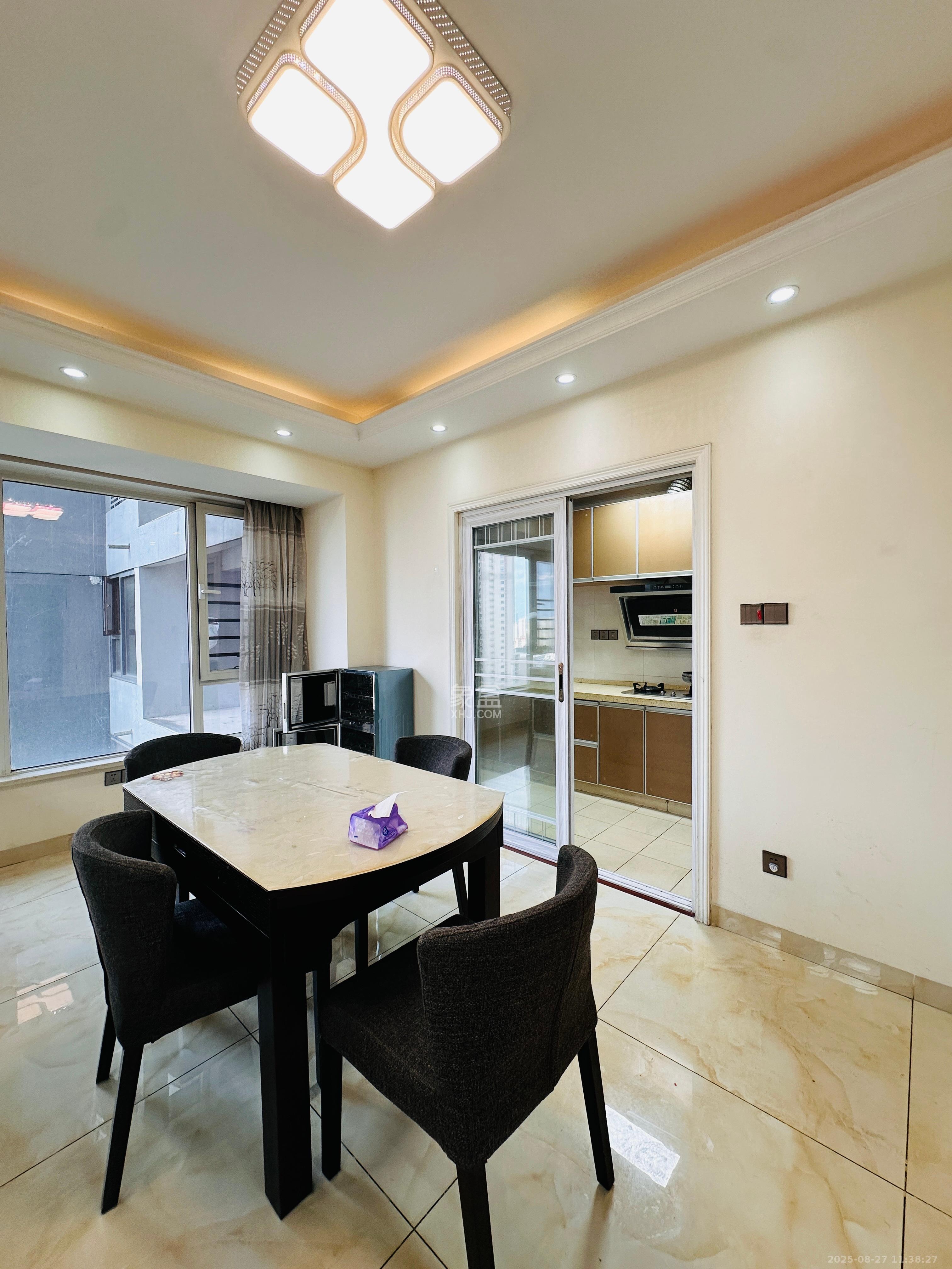 北辰三角洲E3区  4室2厅2卫    4200.0元/月室内图