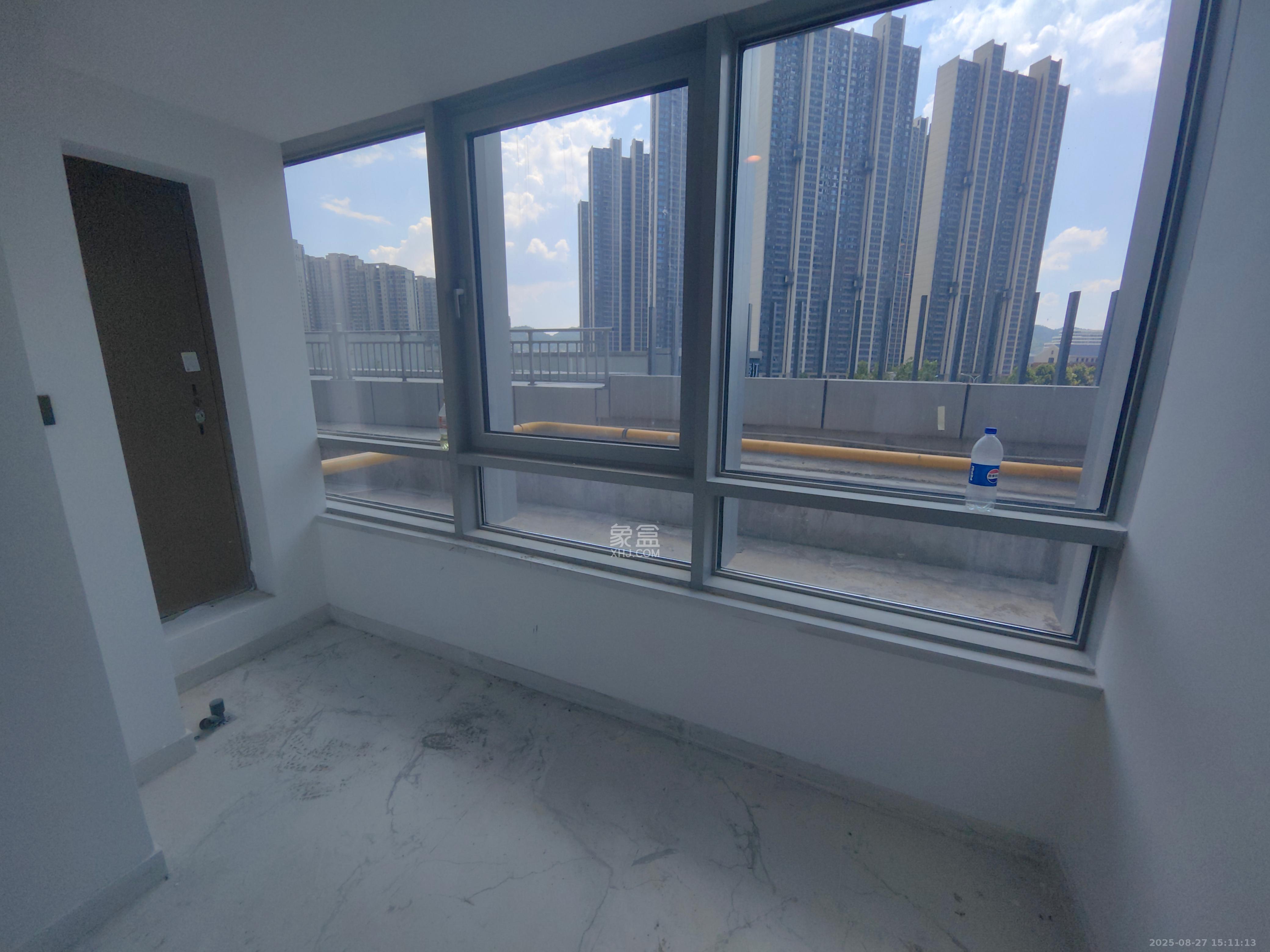 正荣梅溪紫阙台 4室2厅4卫 12000.0元/月 正荣梅溪紫阙台 4室2厅4卫 12000.0元/月室内图