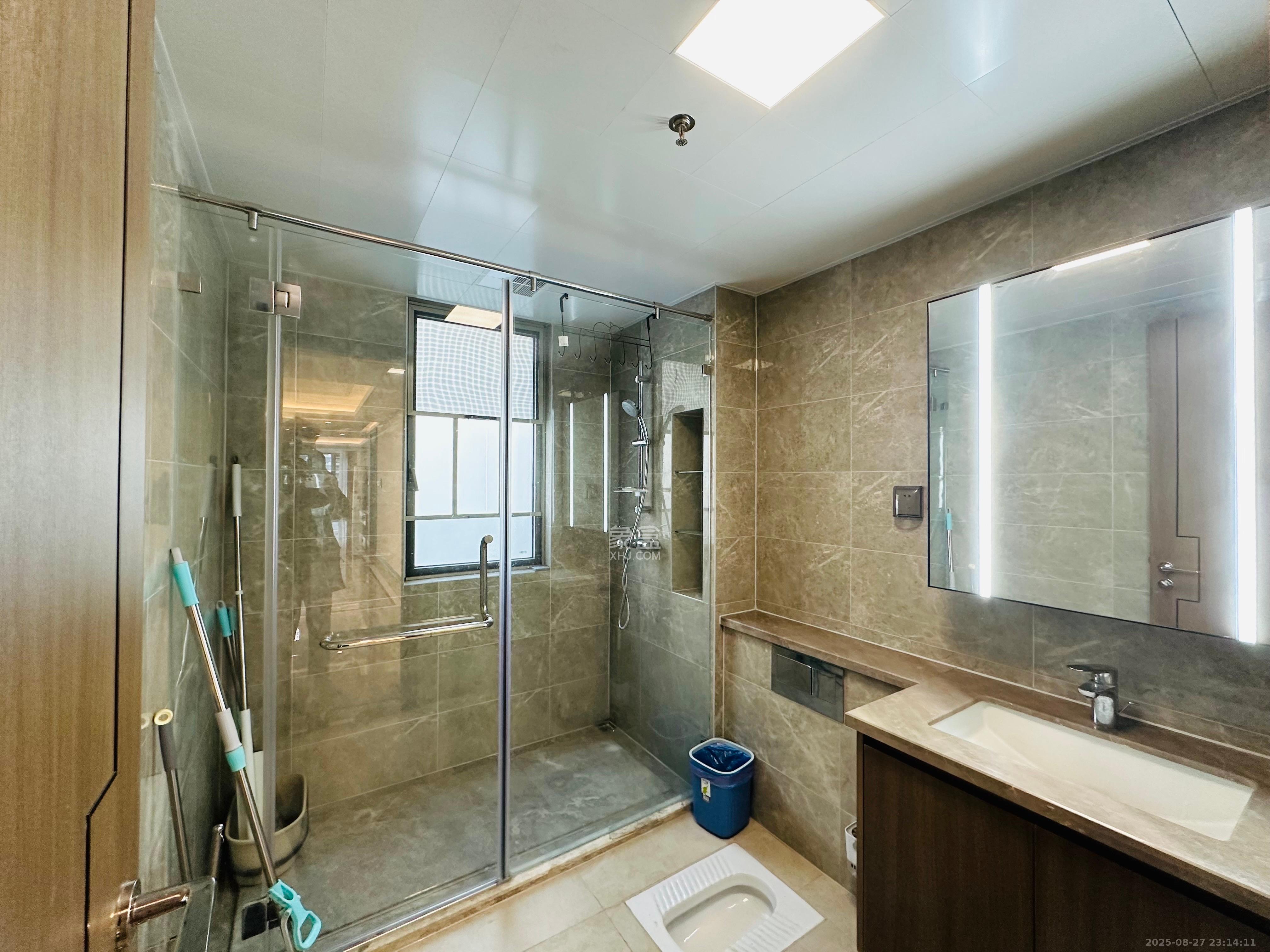 梅溪华府(新城金茂梦想华府)  4室2厅3卫    8500.0元/月 梅溪华府(新城金茂梦想华府)  4室2厅3卫    8500.0元/月室内图