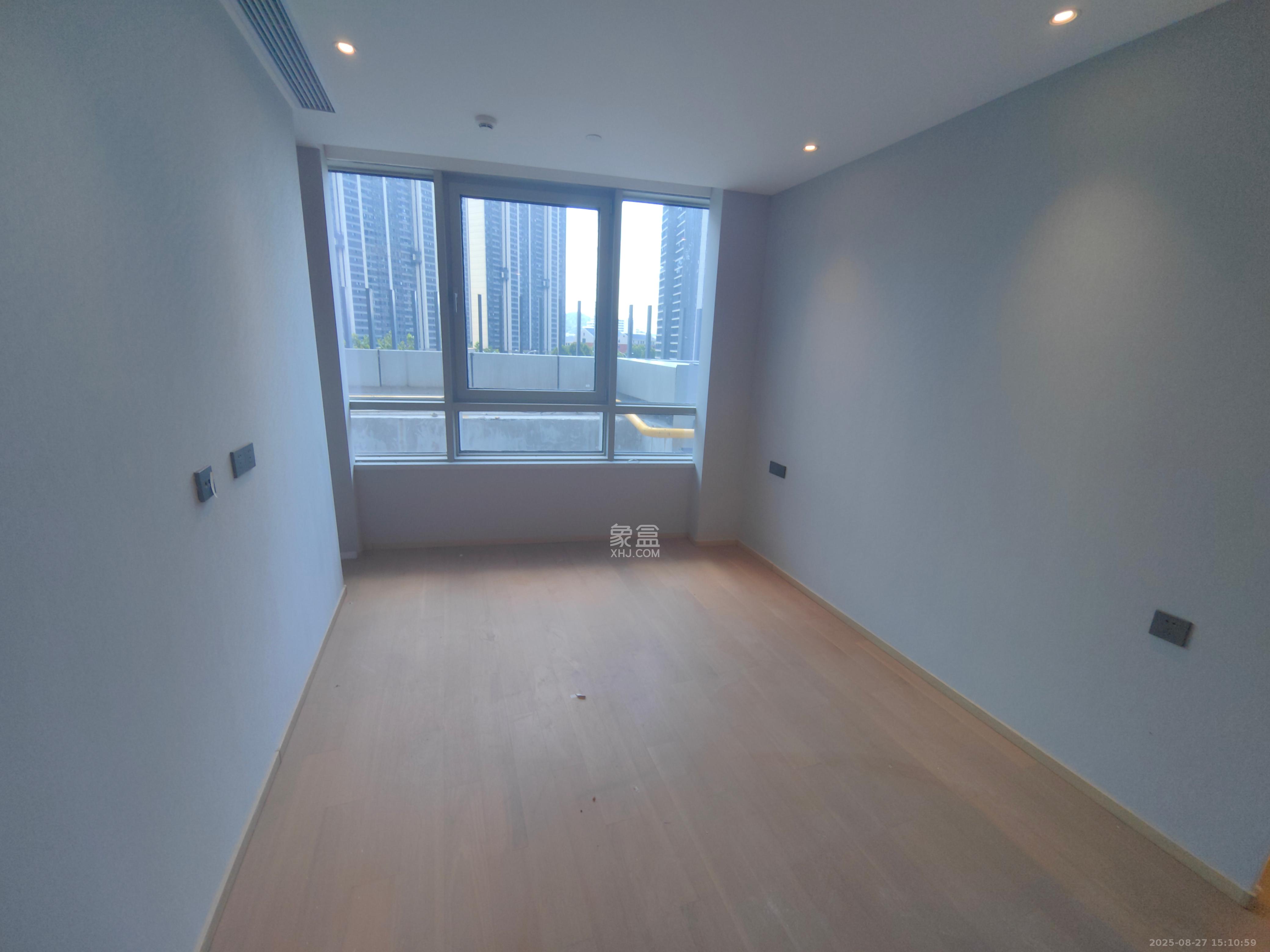 正荣梅溪紫阙台 4室2厅4卫 12000.0元/月 正荣梅溪紫阙台 4室2厅4卫 12000.0元/月室内图