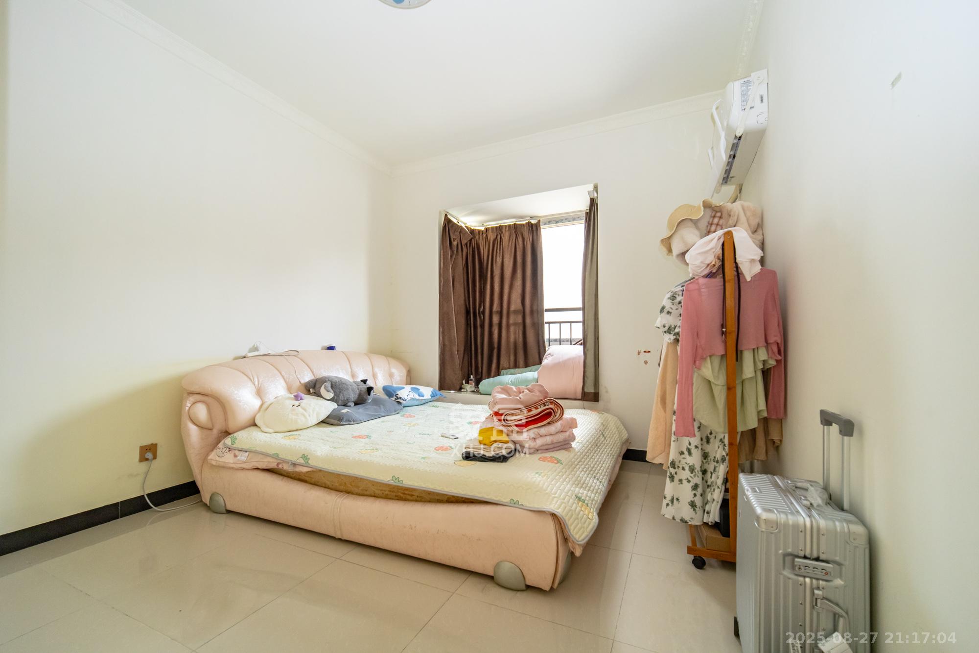 楚天世纪城东苑  2室2厅1卫    45.0万卧室