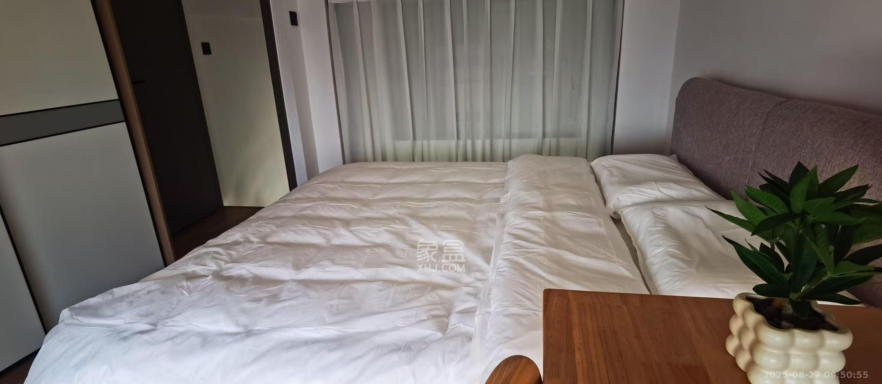 绿地长沙城际空间站(绿地新里佳苑) 2室1厅1卫 2000.0元/月 绿地长沙城际空间站(绿地新里佳苑) 2室1厅1卫 2000.0元/月室内图