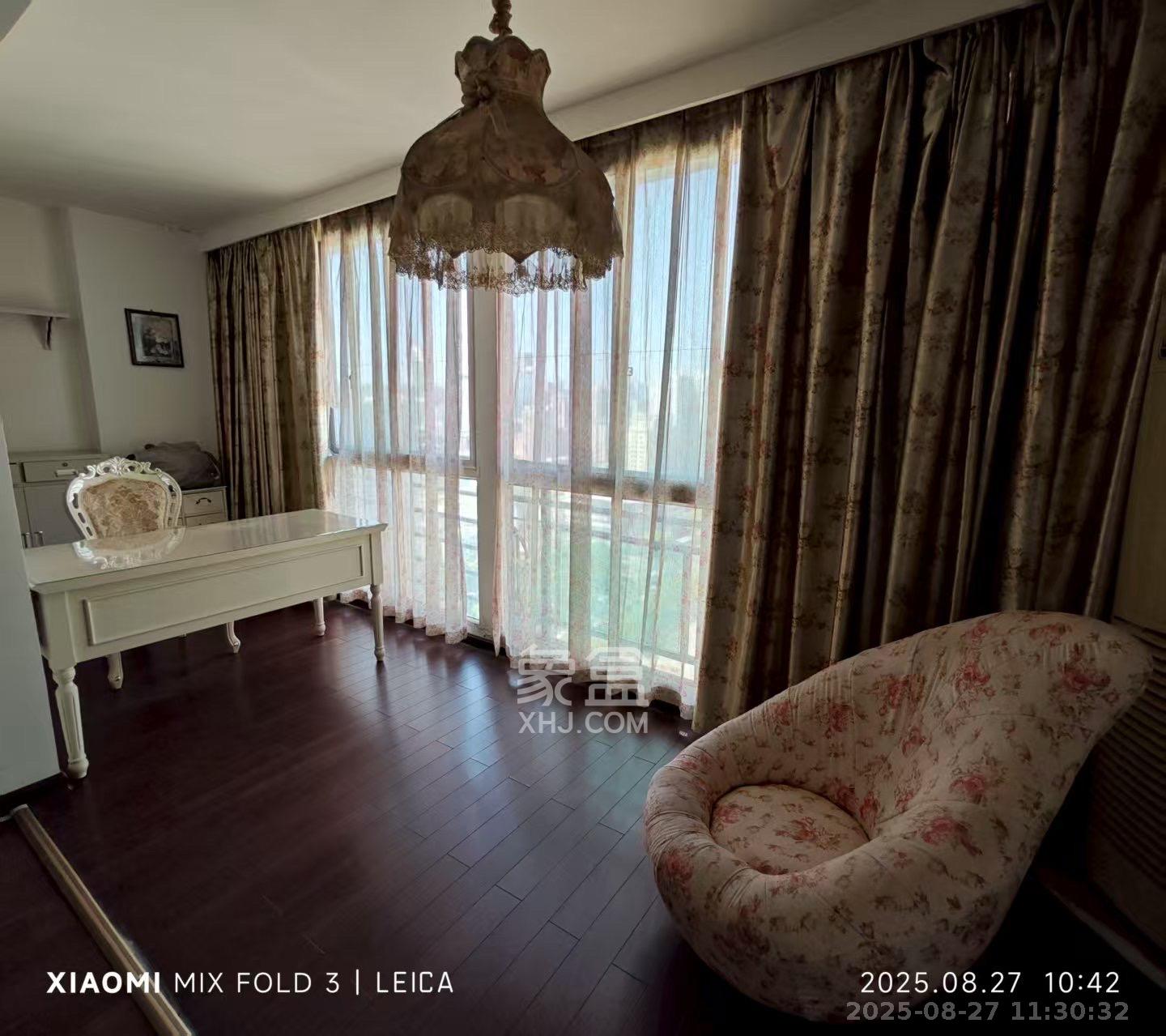 香格里嘉园  3室2厅2卫    4200.0元/月 香格里嘉园  3室2厅2卫    4200.0元/月室内图