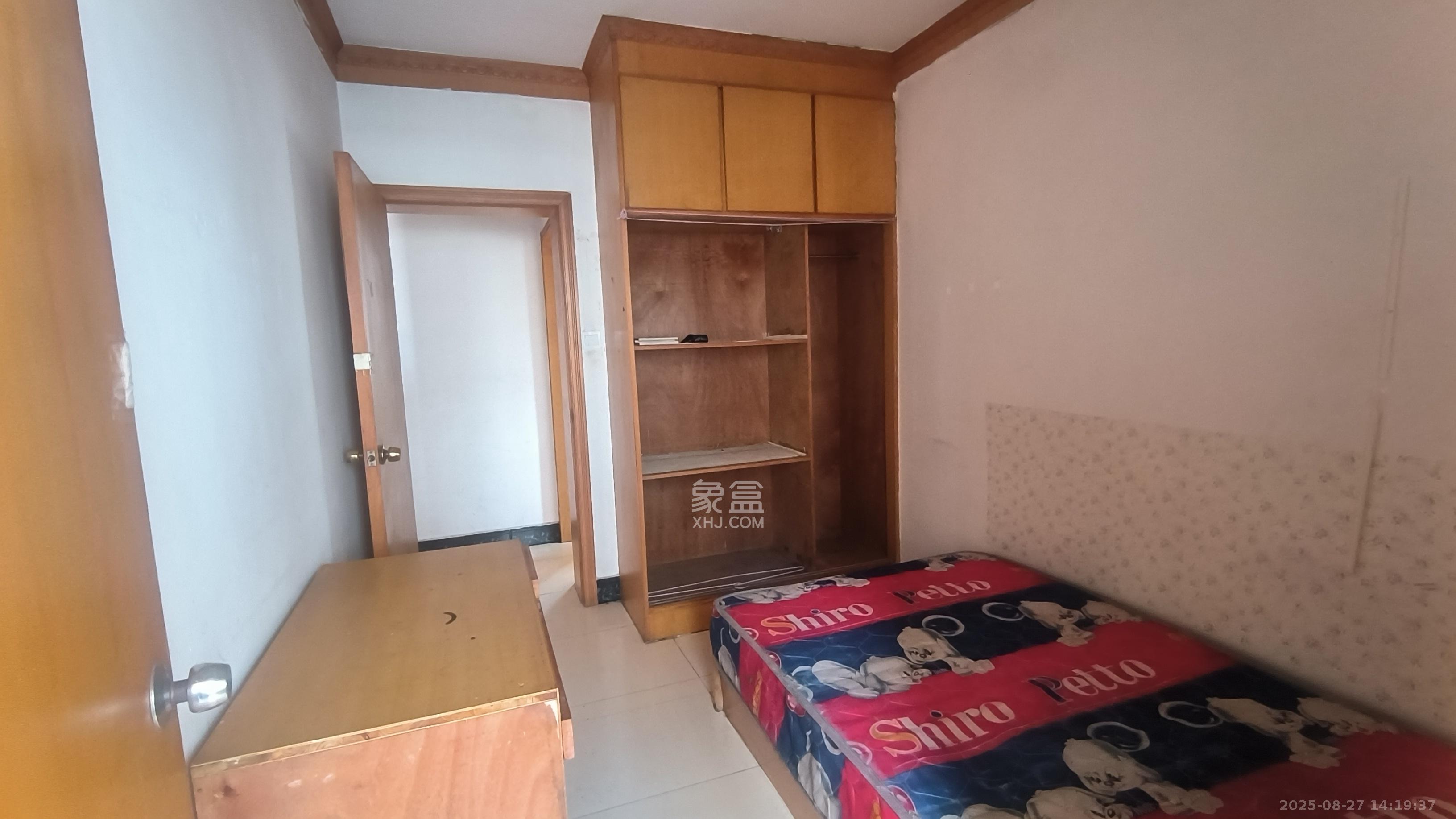 红旗综合安置楼 2室1厅1卫 900.0元/月 红旗综合安置楼 2室1厅1卫 900.0元/月室内图