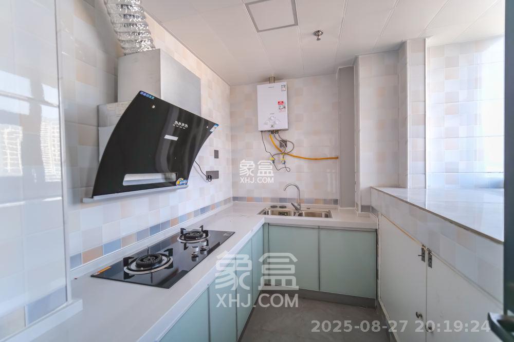 和悦城(蟠龙景苑)  1室1厅1卫    1700.0元/月室内图