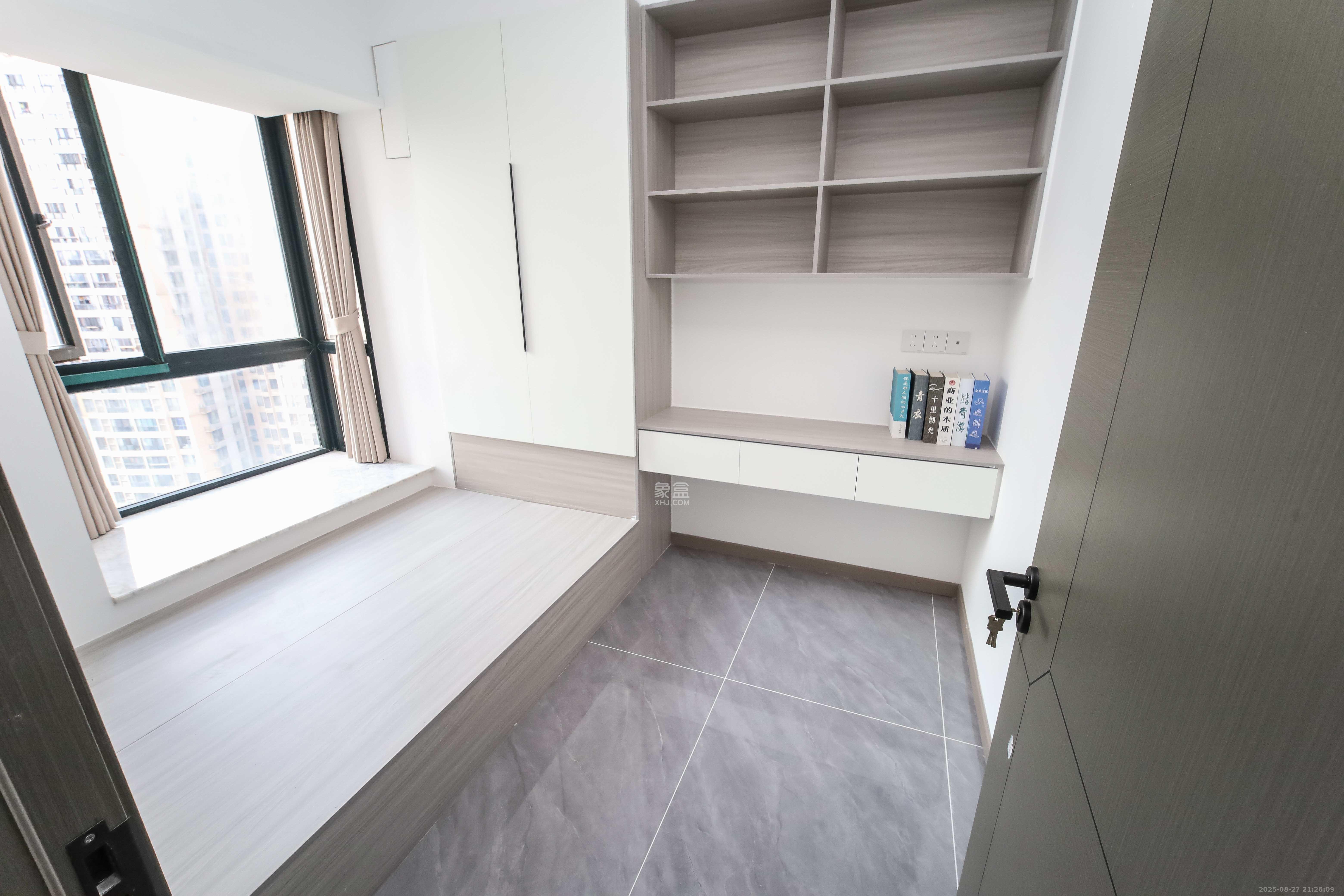 先锋东外滩  3室2厅2卫    99.0万 先锋东外滩  3室2厅2卫    99.0万卧室