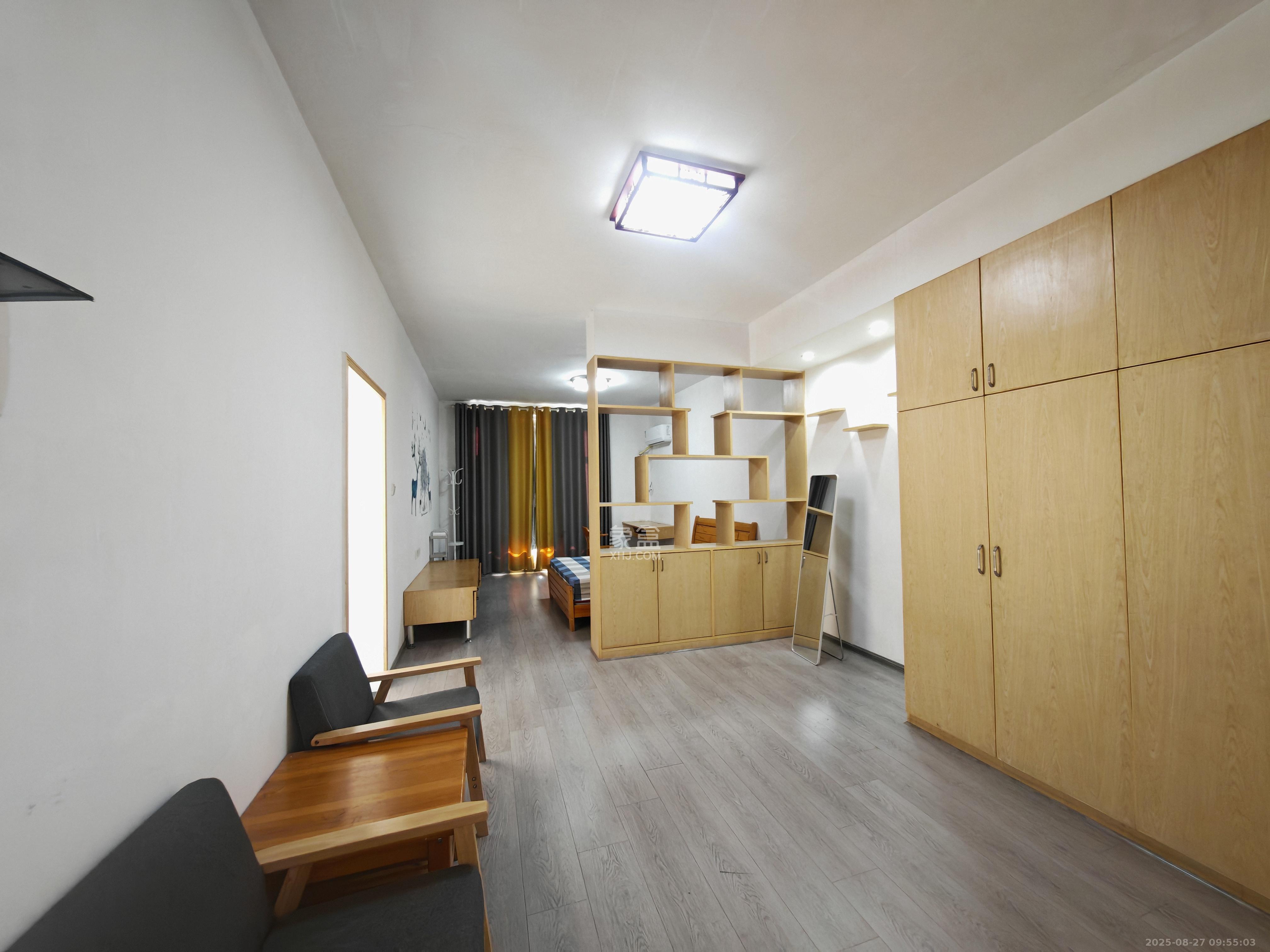 华雅花园 1室1厅1卫 1100.0元/月 华雅花园 1室1厅1卫 1100.0元/月室内图