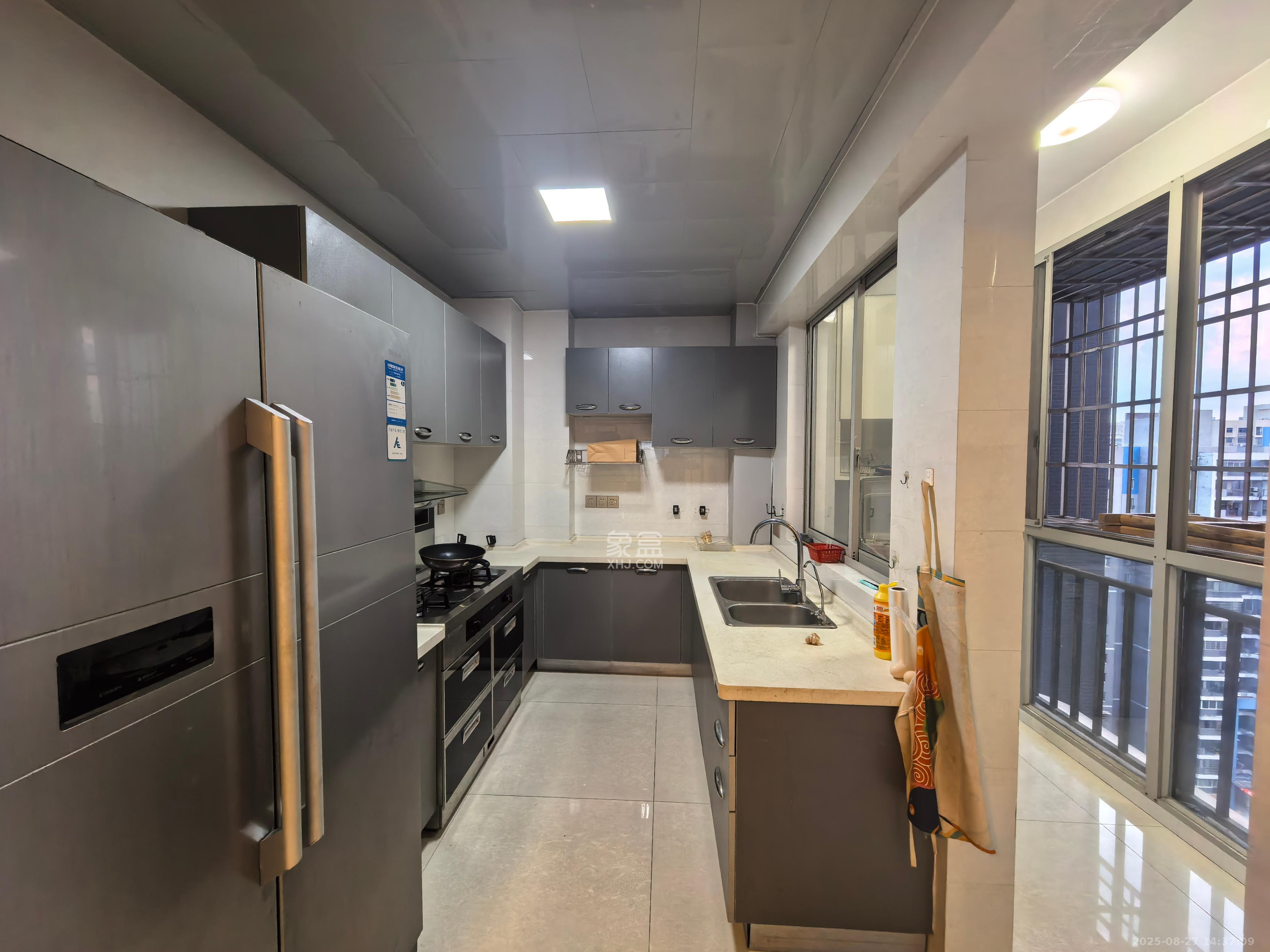 白沙湾嘉园 4室2厅2卫 3000.0元/月 白沙湾嘉园 4室2厅2卫 3000.0元/月室内图