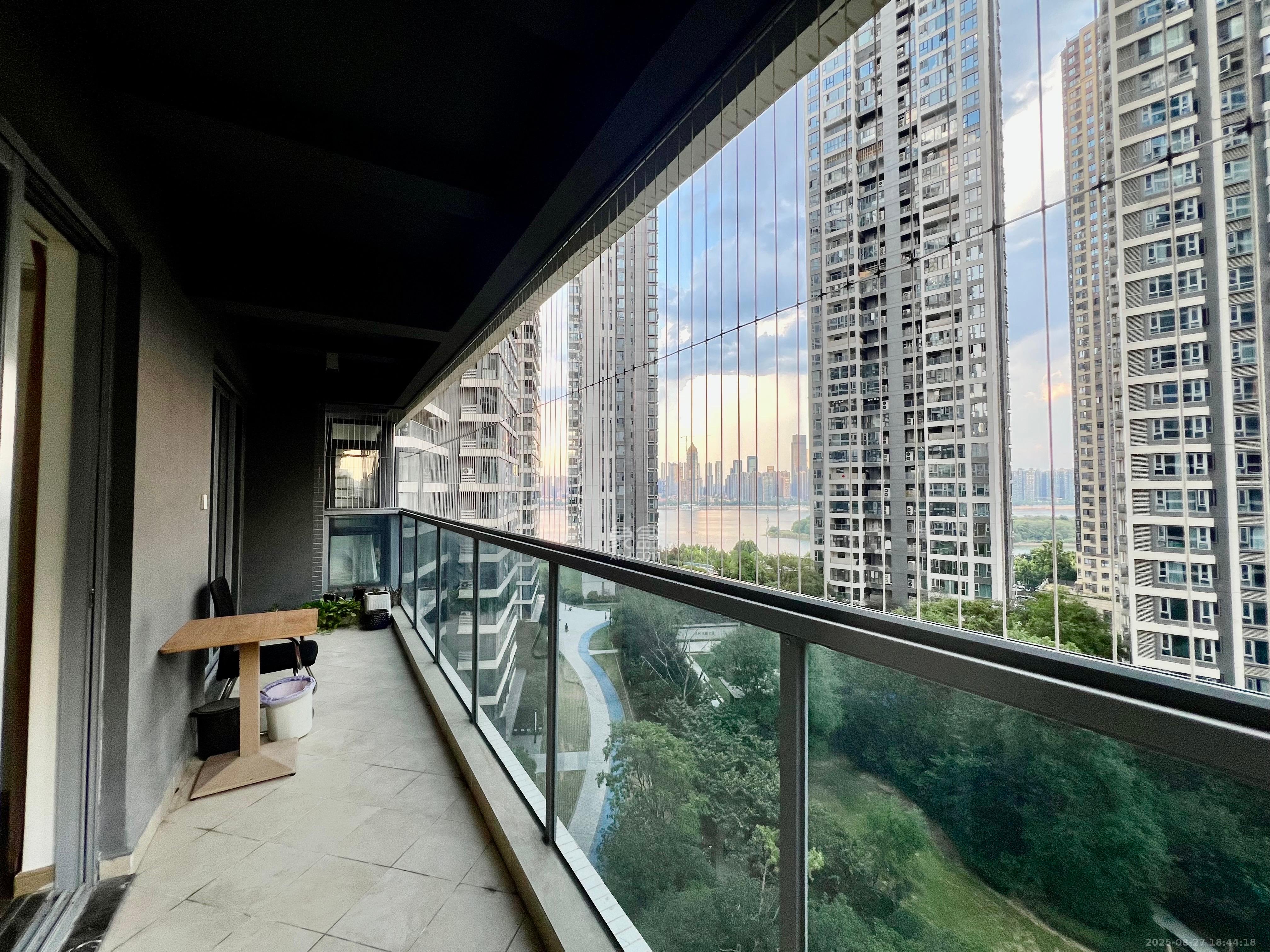 保利天禧C区 1室0厅0卫 5000.0元/月 保利天禧C区 1室0厅0卫 5000.0元/月室内图