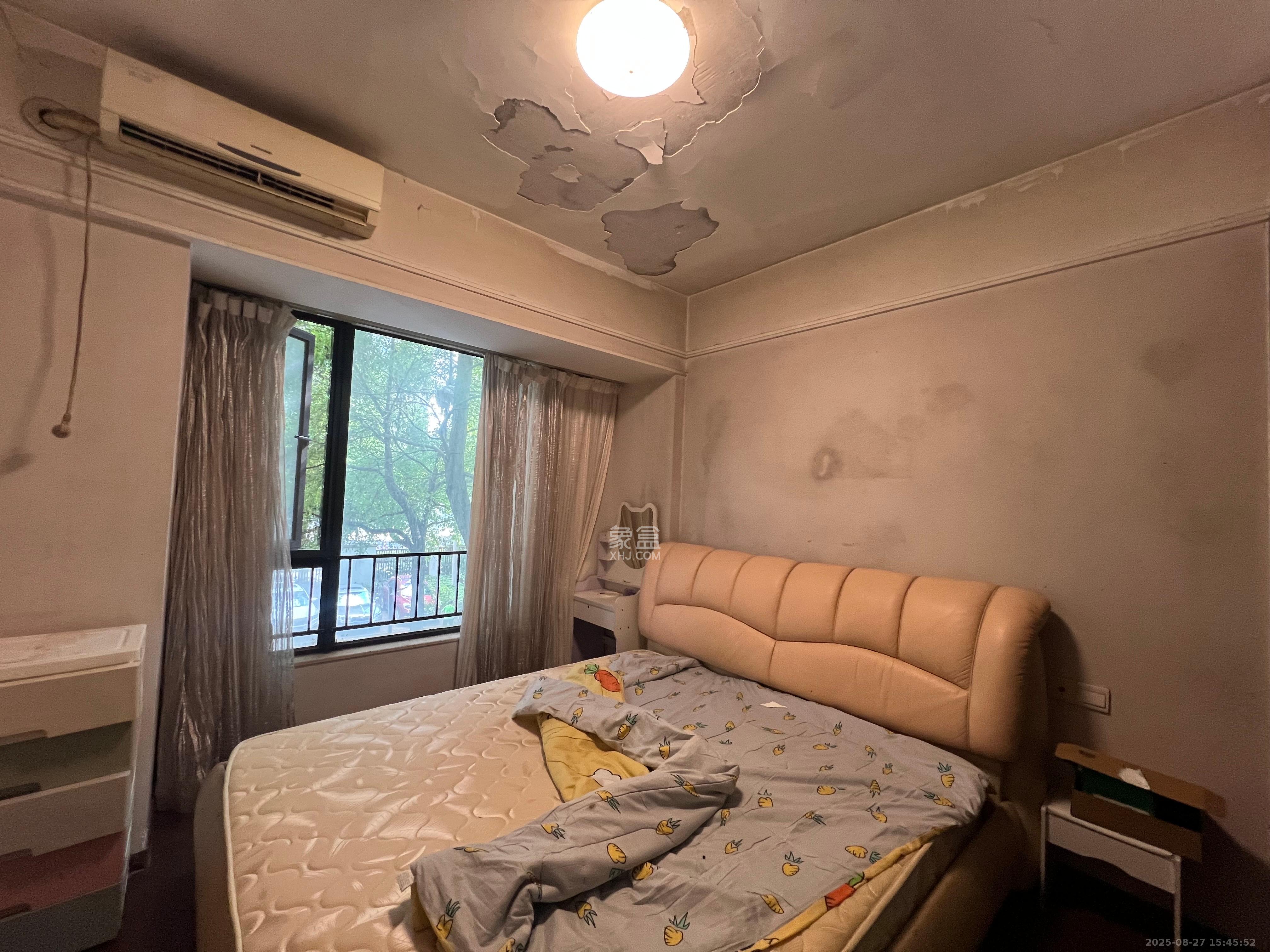 万科金域蓝湾  1室2厅1卫    2500.0元/月 万科金域蓝湾  1室2厅1卫    2500.0元/月室内图