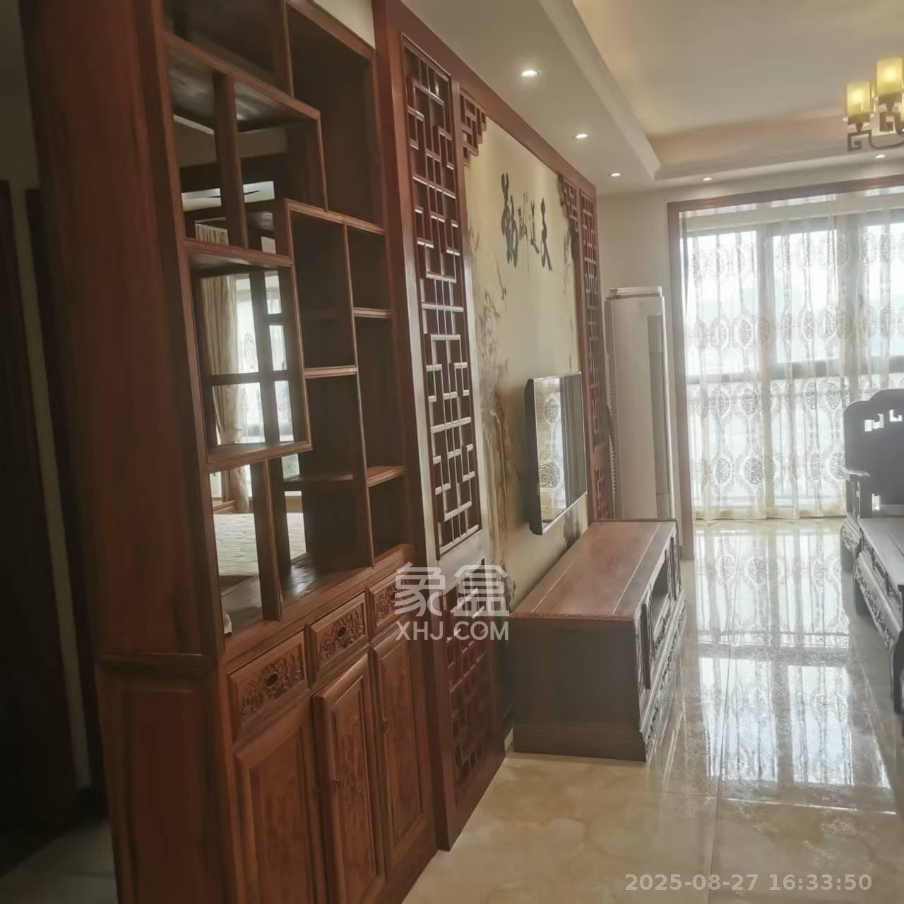 钱隆首府(福晟御园)  3室1厅1卫    3200.0元/月 钱隆首府(福晟御园)  3室1厅1卫    3200.0元/月室内图