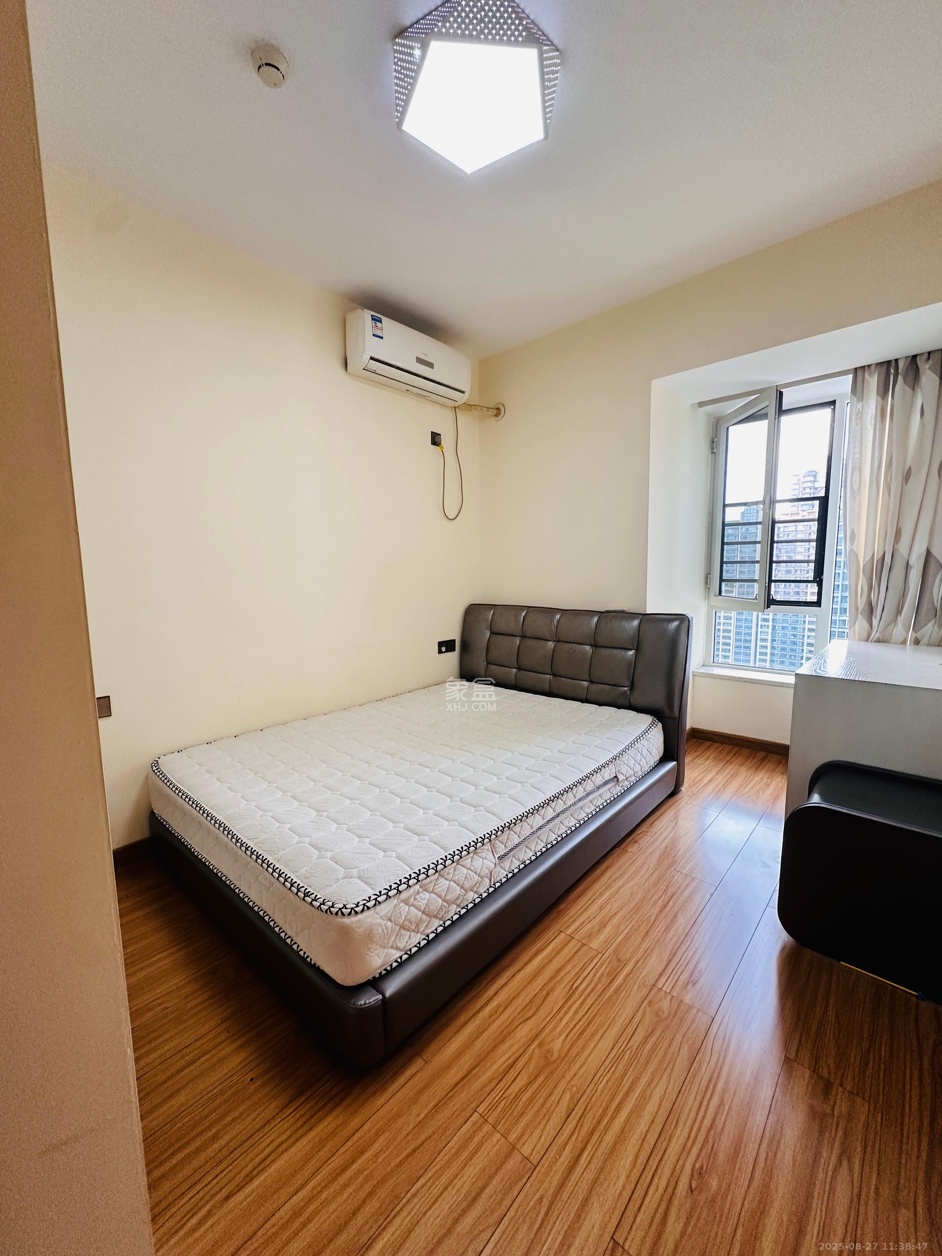 北辰三角洲E3区  4室2厅2卫    4200.0元/月室内图