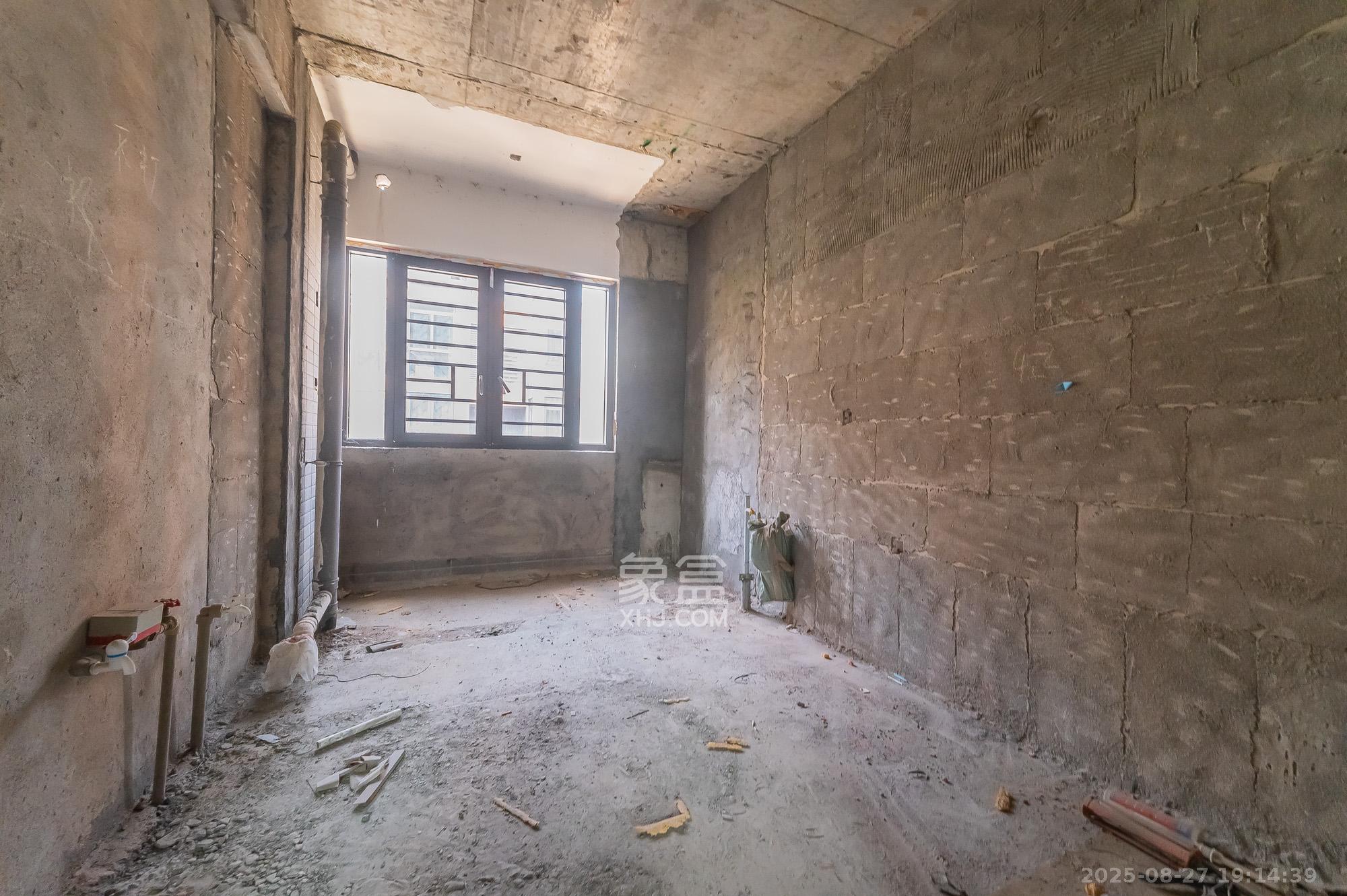 海伦春天 5室2厅2卫 228.0万 海伦春天 5室2厅2卫 228.0万其他