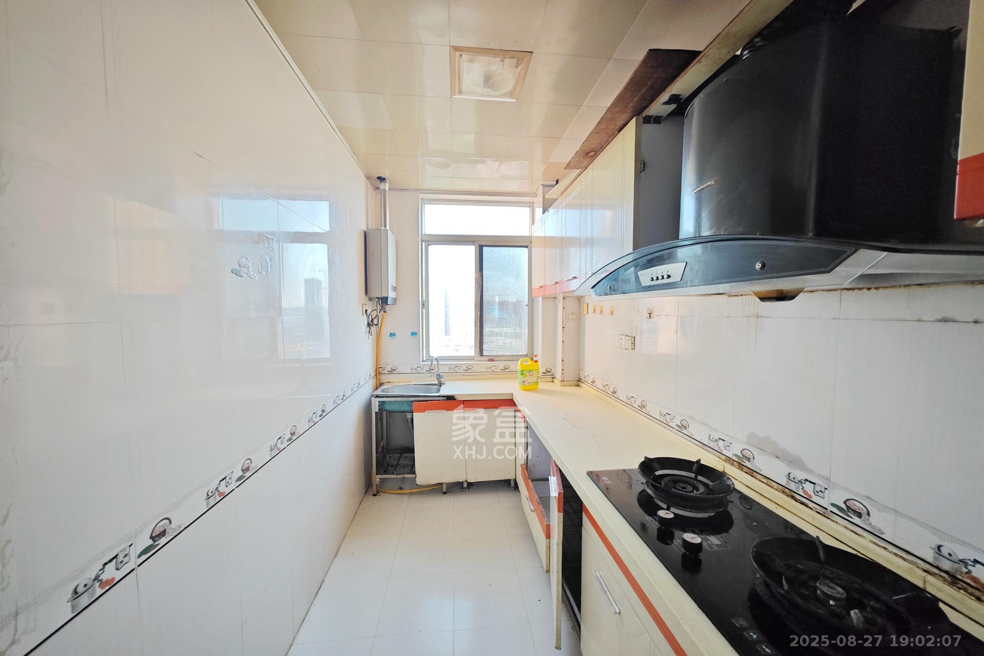 东方新世界  2室1厅1卫    65.0万 东方新世界  2室1厅1卫    65.0万厨房