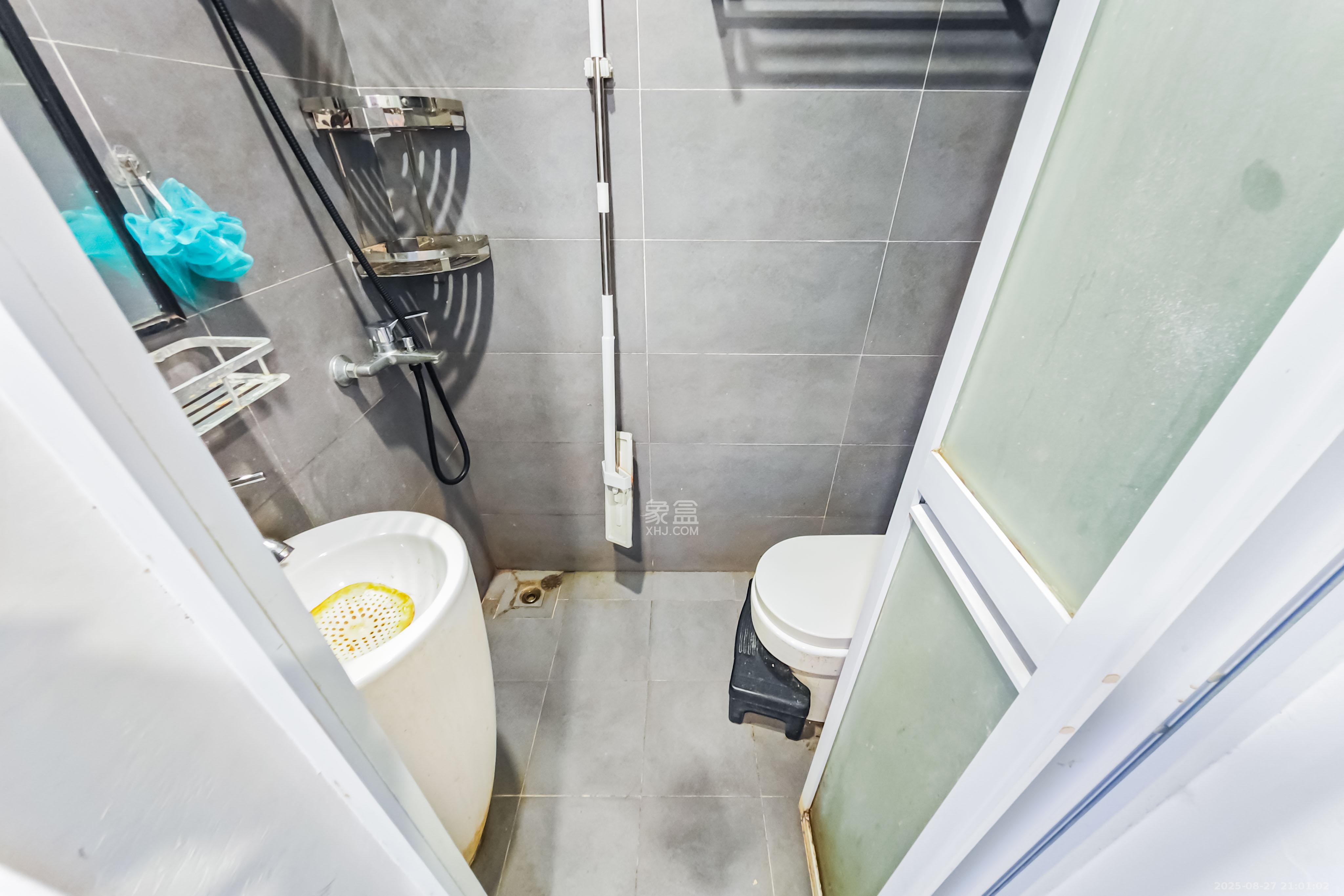 叠彩兰亭 1室1厅1卫 20.0万 叠彩兰亭 1室1厅1卫 20.0万其他