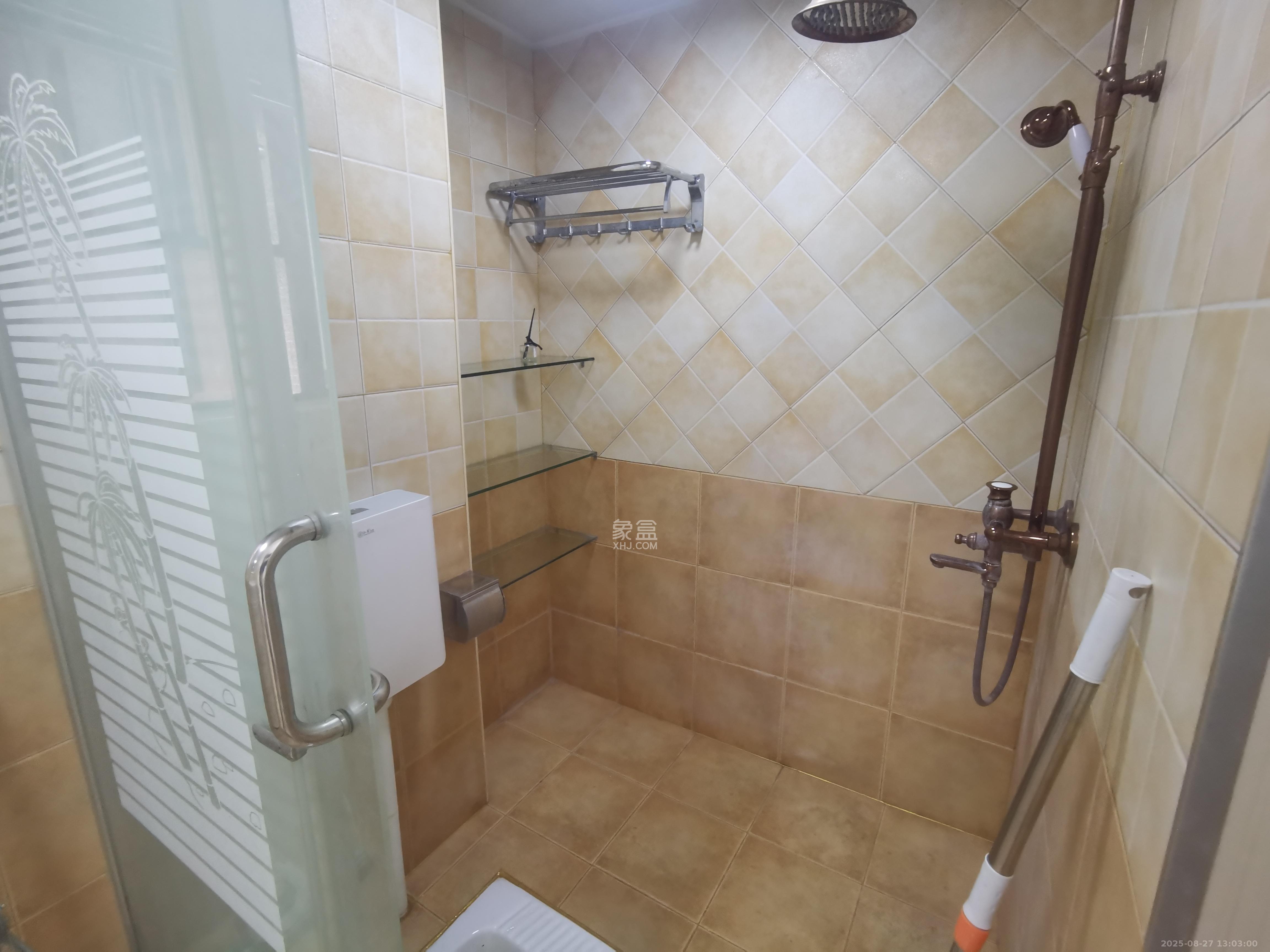 武广美誉 3室2厅1卫 2800.0元/月 武广美誉 3室2厅1卫 2800.0元/月室内图