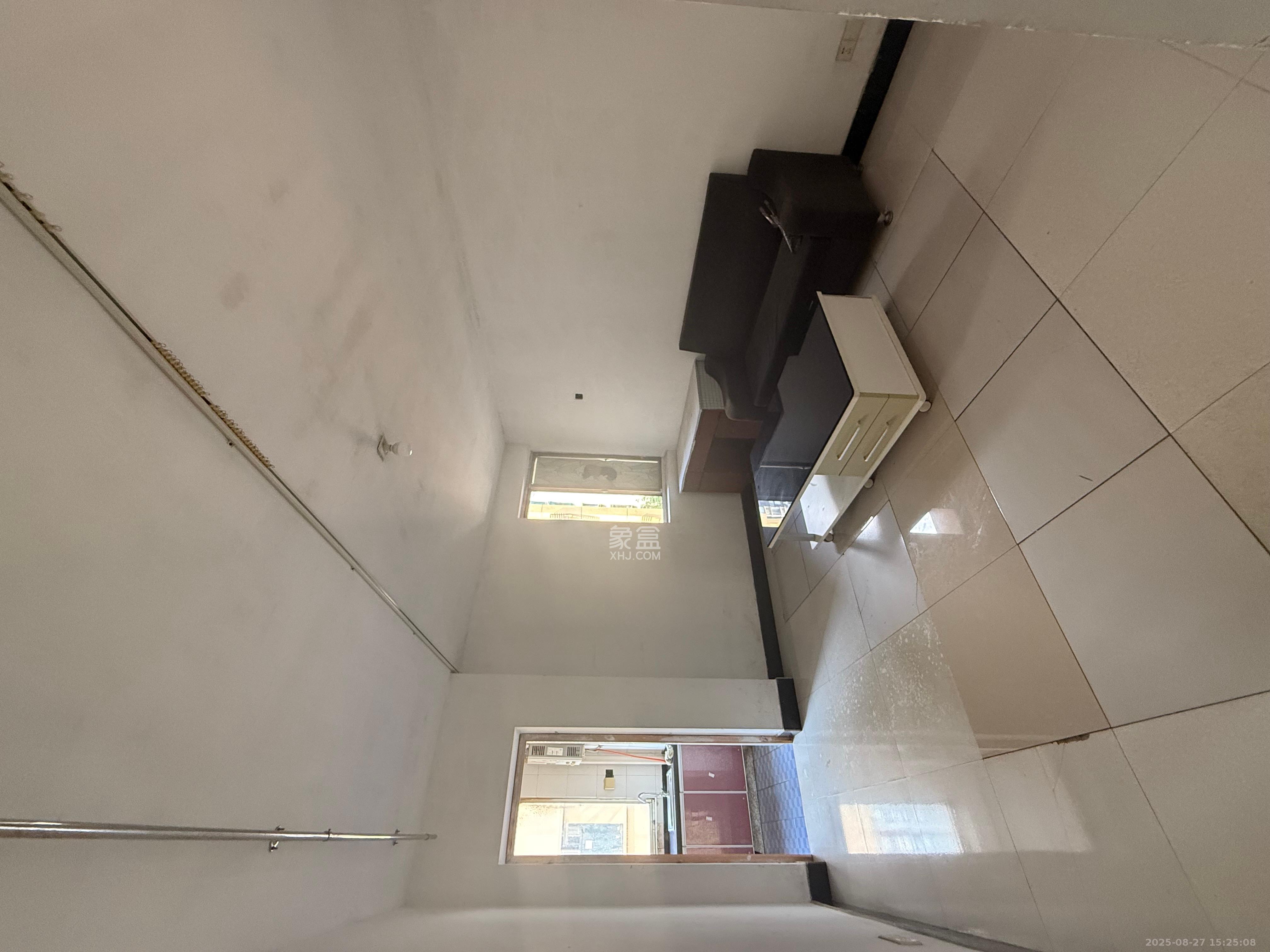 友谊社区（建湘瓷厂住宅小区）  2室1厅1卫   1500.00元/月