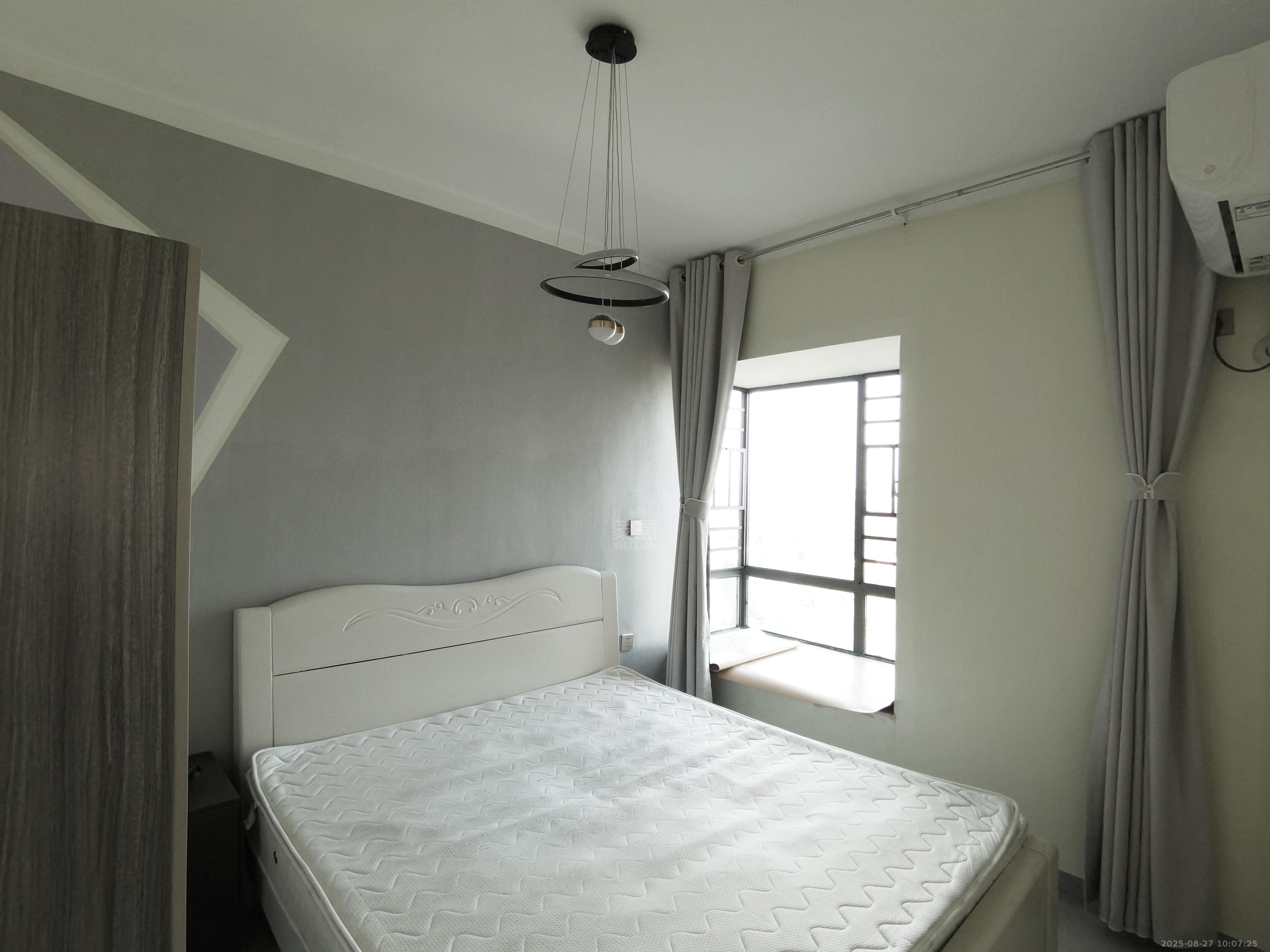 华晨藏龙湾 3室2厅2卫 1800.0元/月 华晨藏龙湾 3室2厅2卫 1800.0元/月室内图