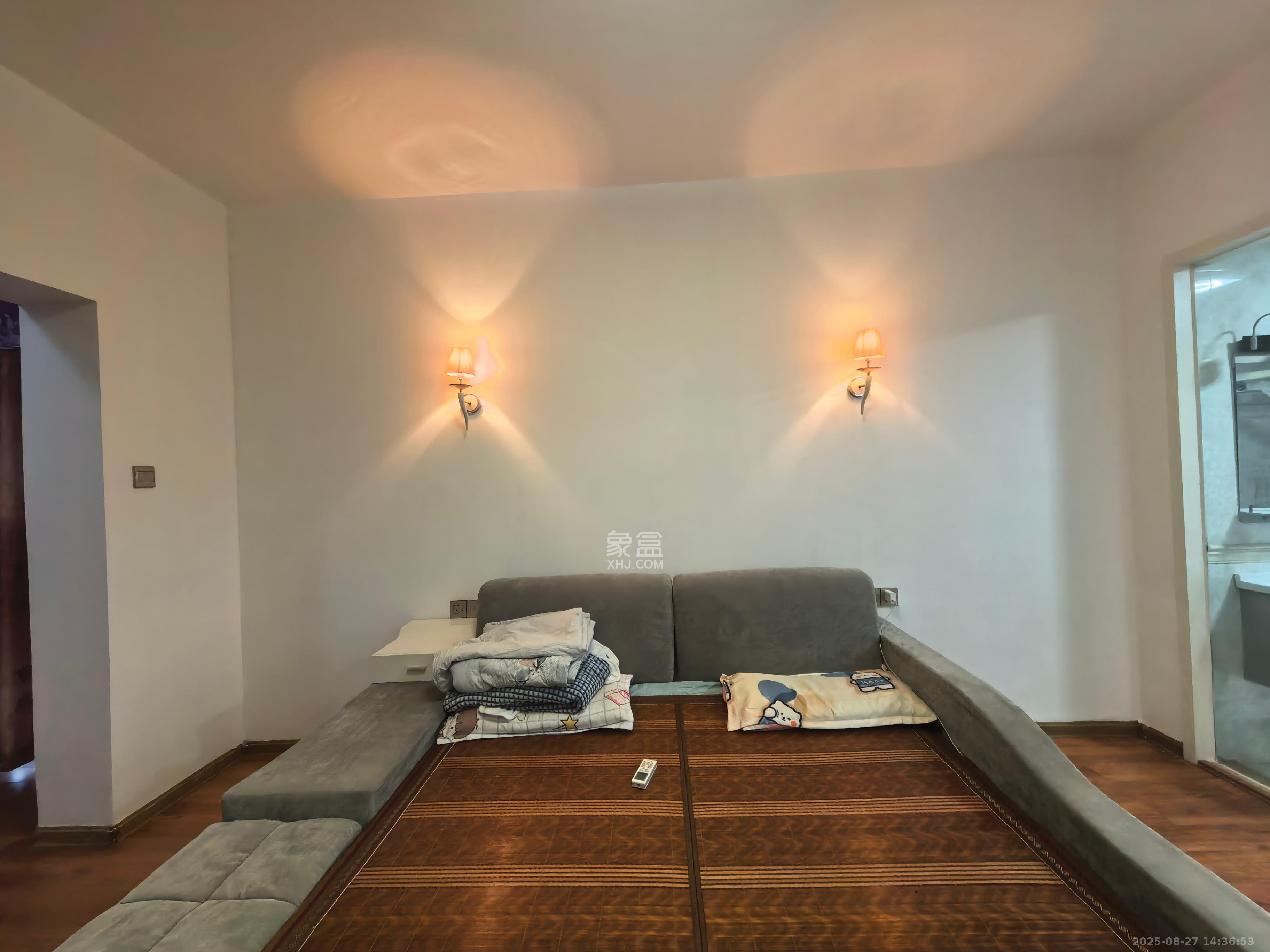 白沙湾嘉园 4室2厅2卫 3000.0元/月 白沙湾嘉园 4室2厅2卫 3000.0元/月室内图