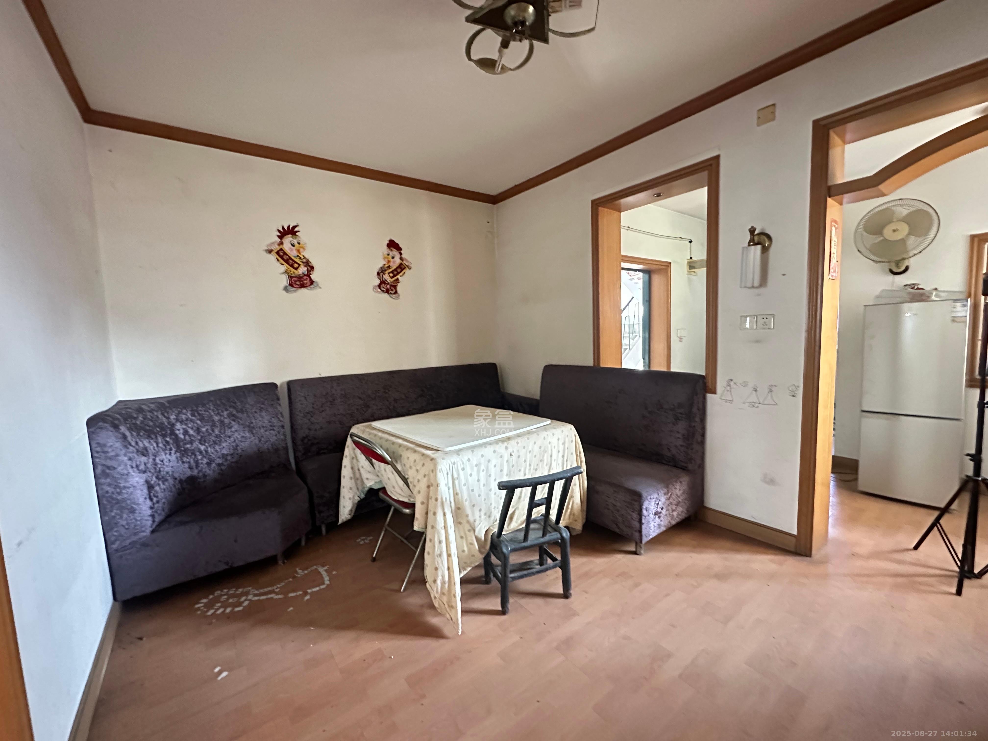 阿弥岭一二片  3室2厅1卫    1200.0元/月 阿弥岭一二片  3室2厅1卫    1200.0元/月